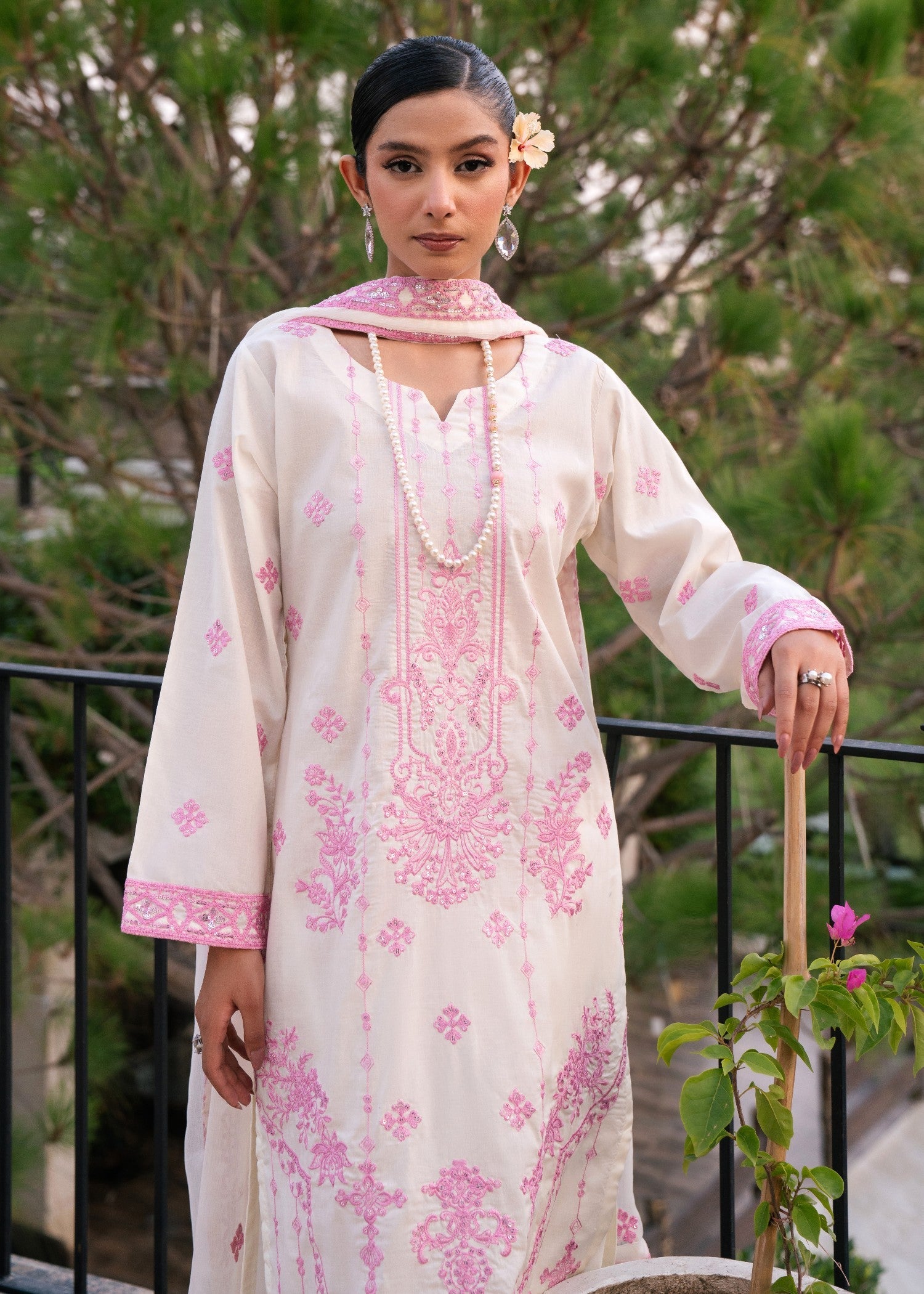 GULNAAR-39
