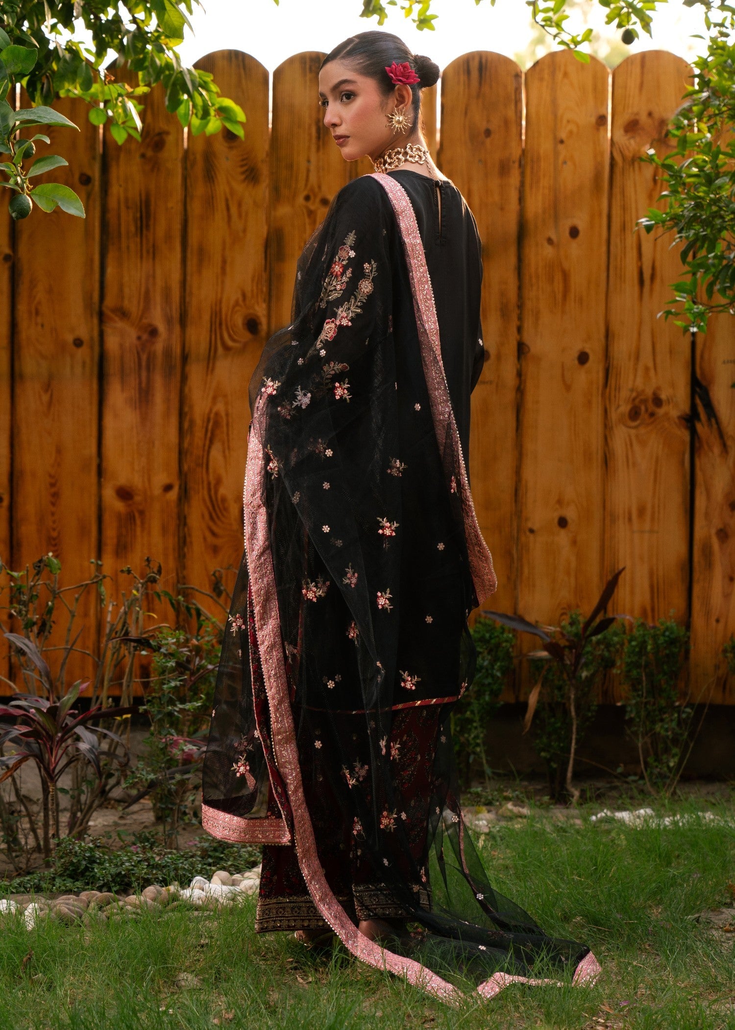 ROSHNI-33