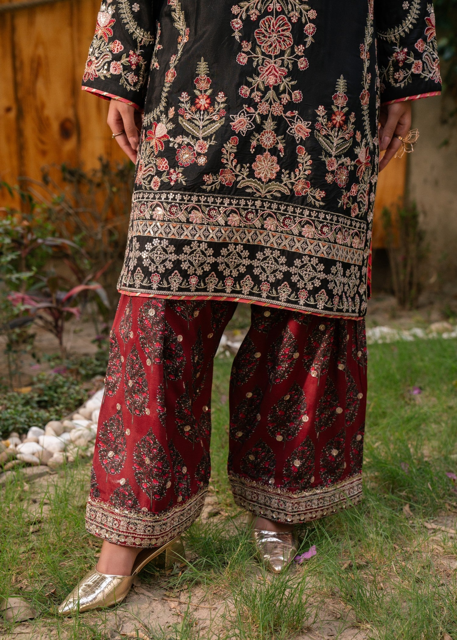 ROSHNI-33