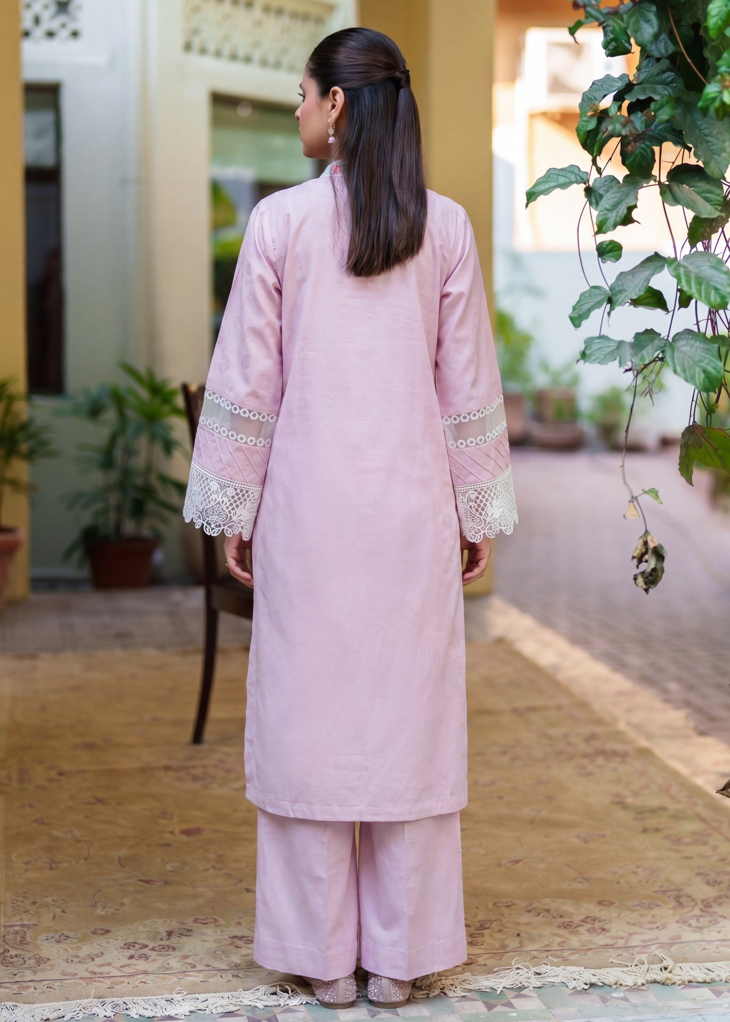 Textured lawn Kurta Set in Blush pink
