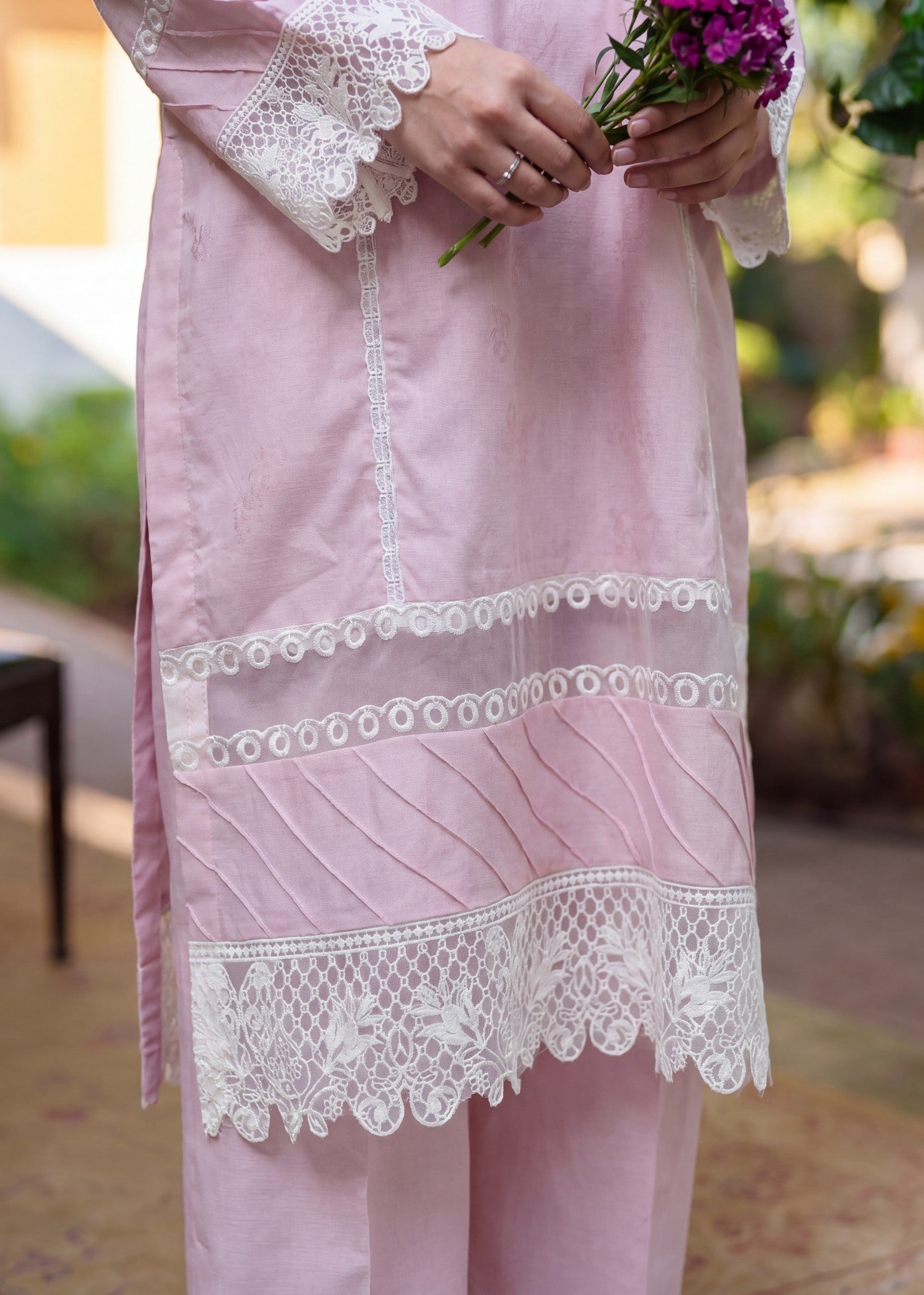 Textured lawn Kurta Set in Blush pink