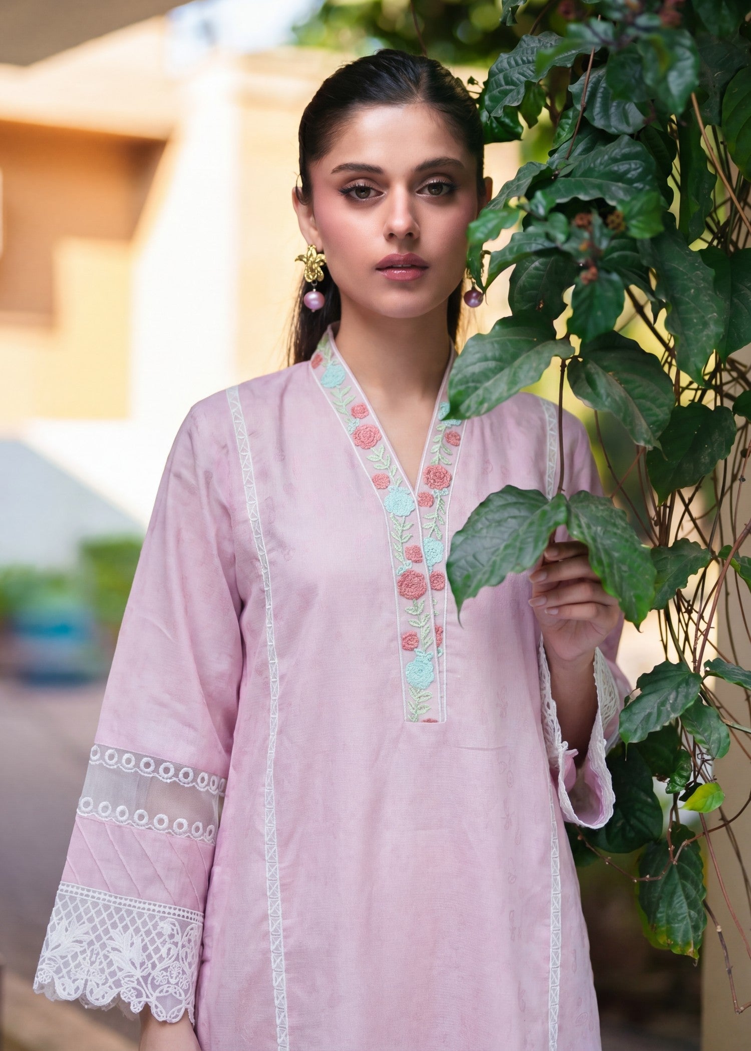 Textured lawn Kurta Set in Blush pink