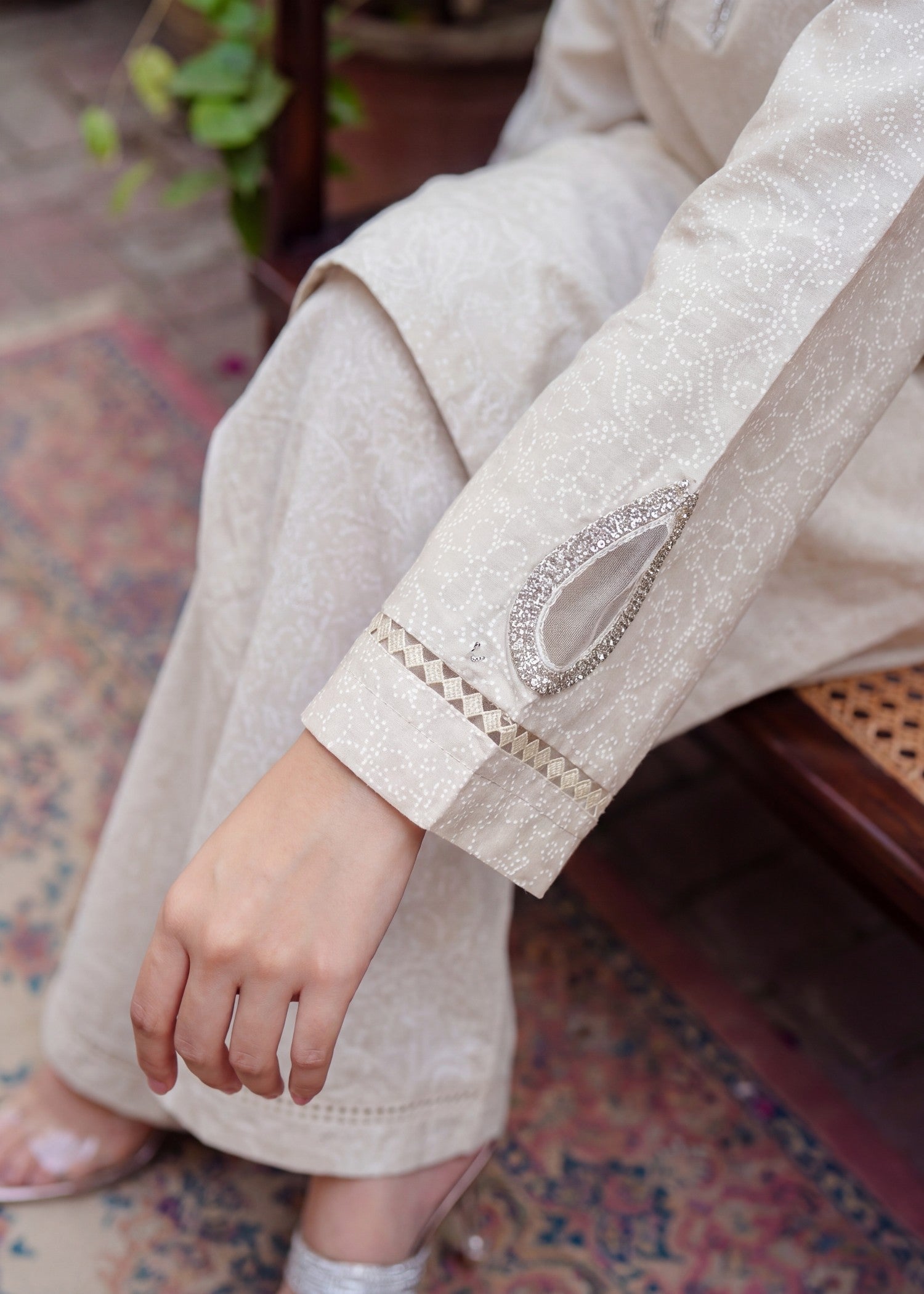 Lawn Kurta Set in Off-white