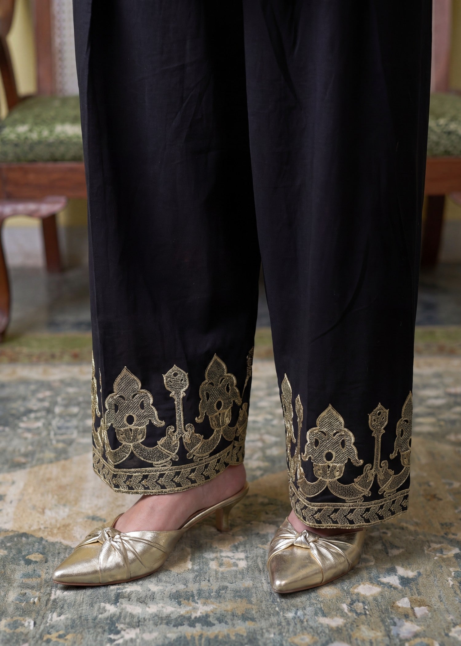 Lawn Kurta Set in Charcoal black