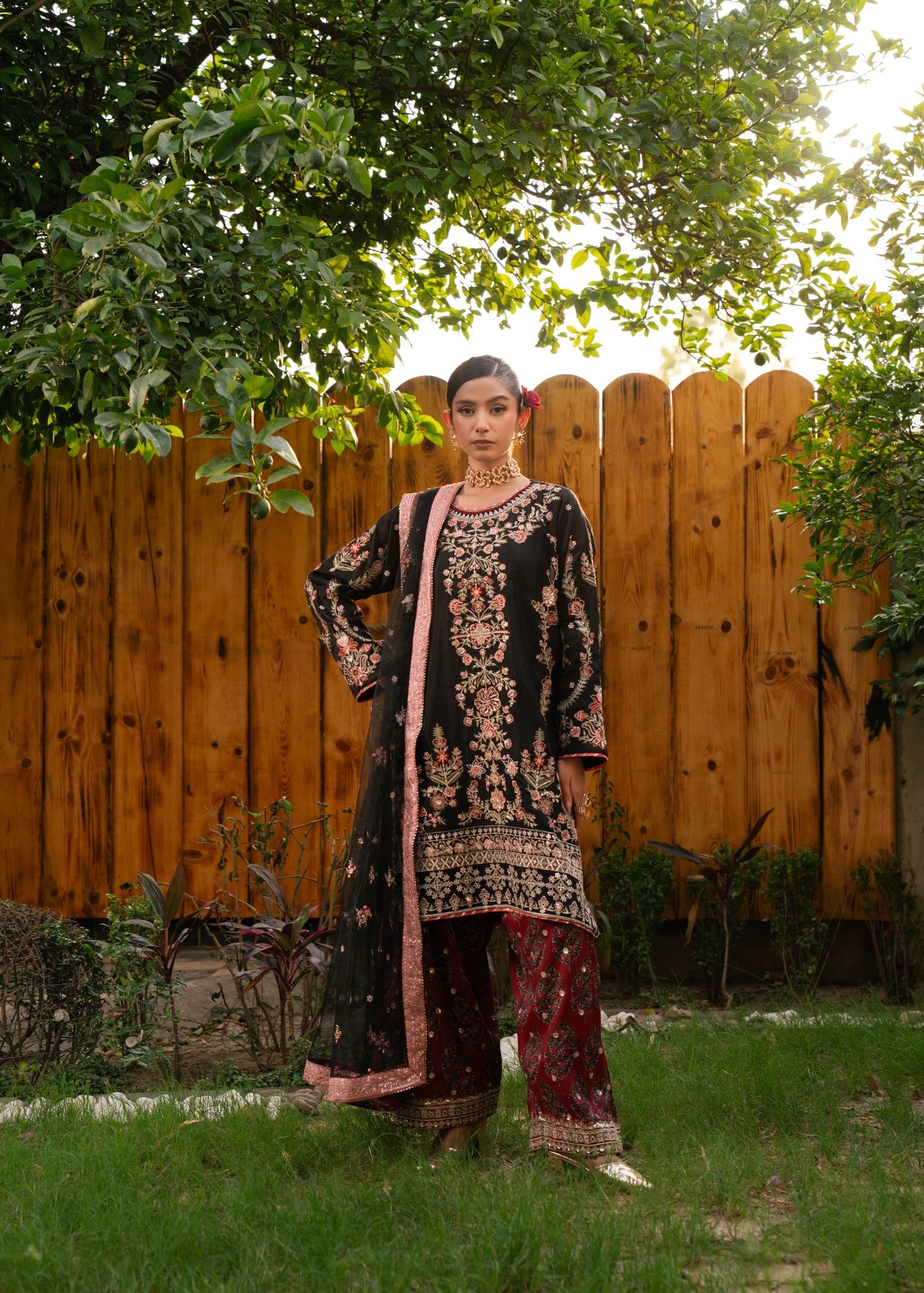ROSHNI-33