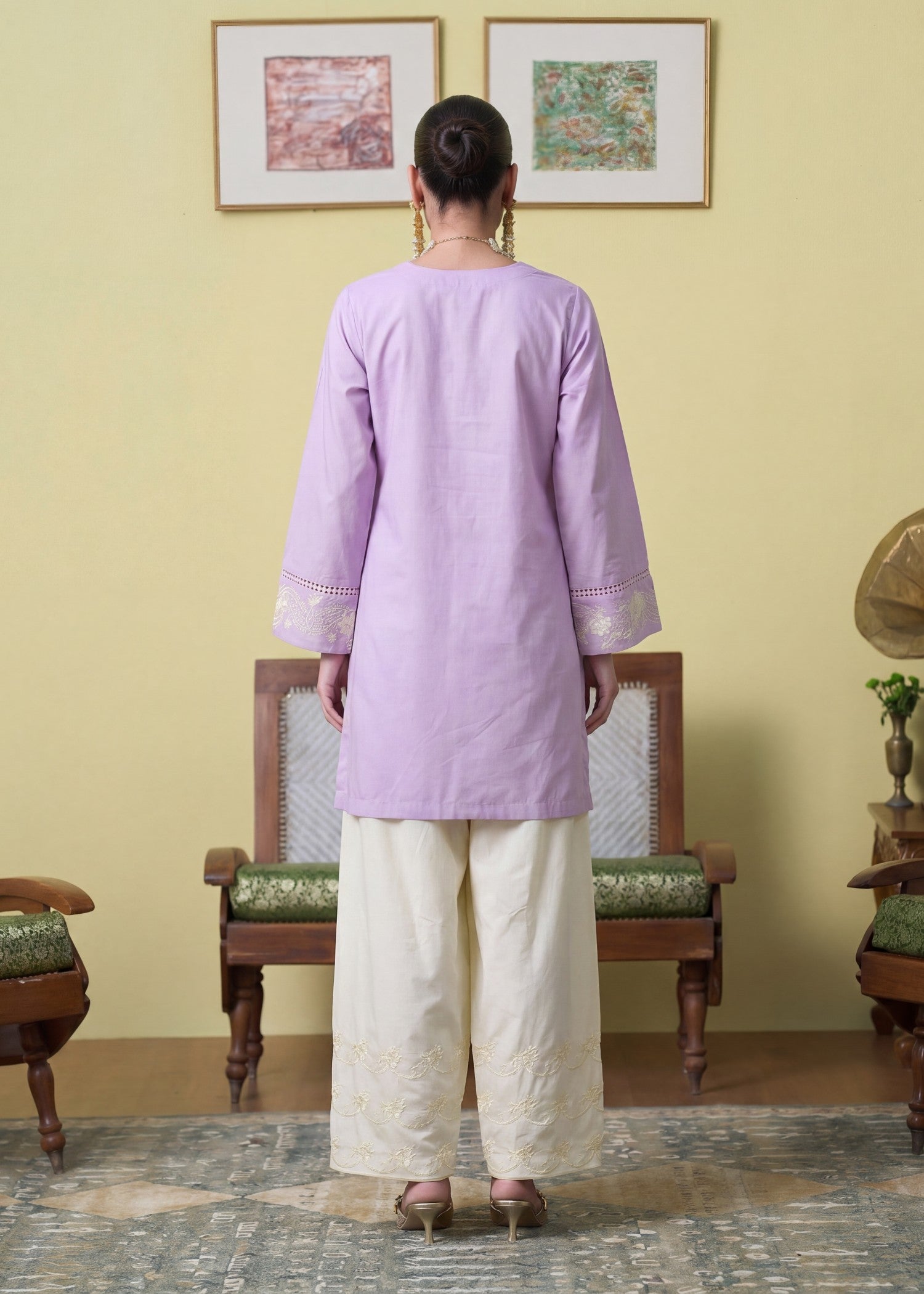 Lawn Kurta Set in Lavender mist