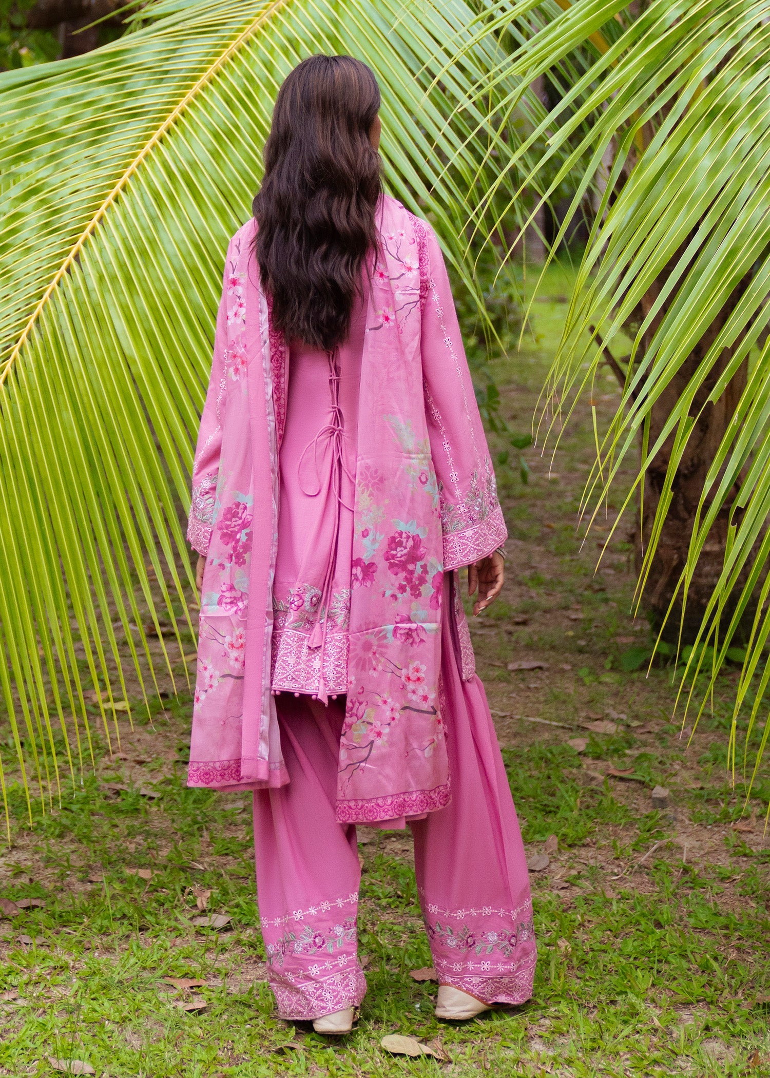 PINK-EMBROIDERED-COTTON-KURTA-SET-WITH-SHALWAR-AND-DUPATTA