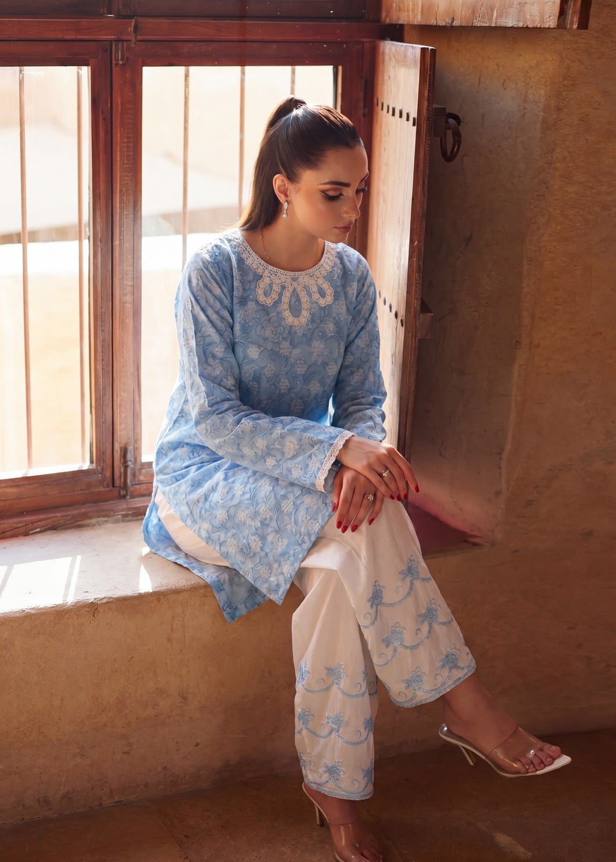 Self jacquard Kurta Set in Sky blue