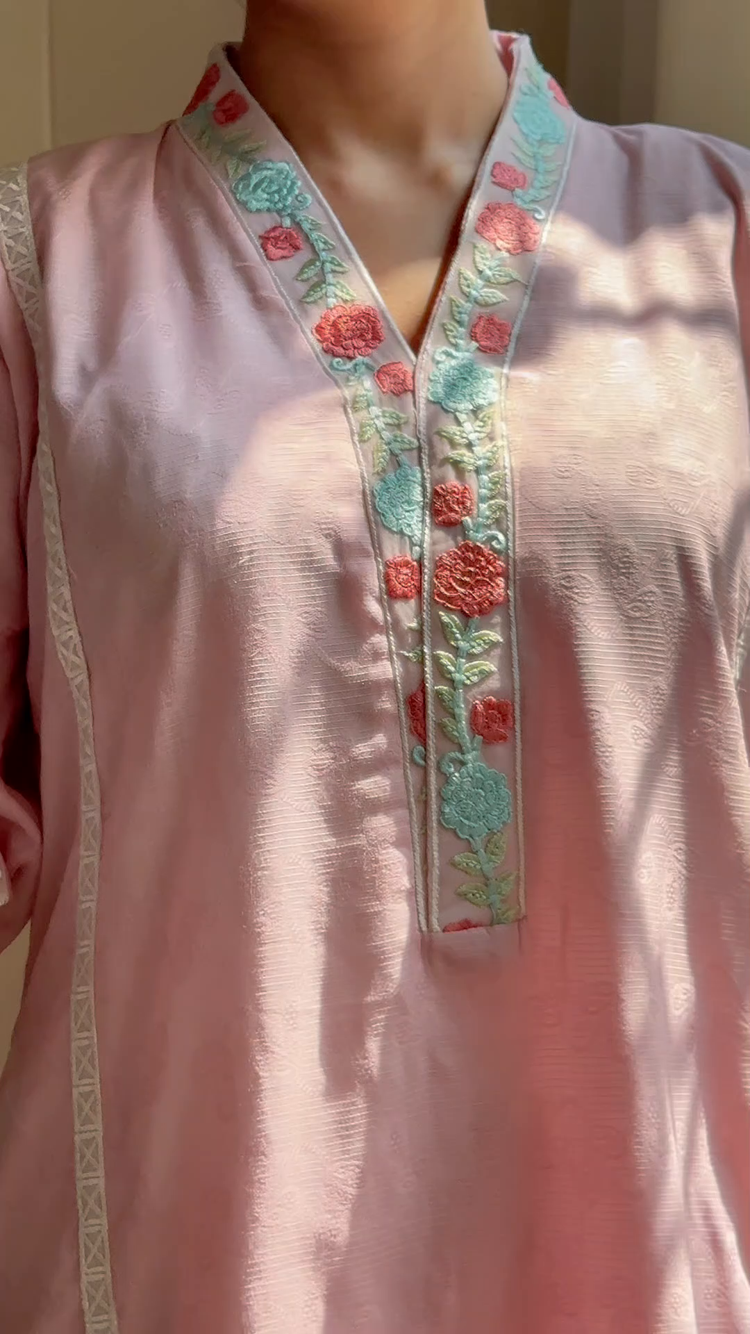 Textured lawn Kurta Set in Blush pink