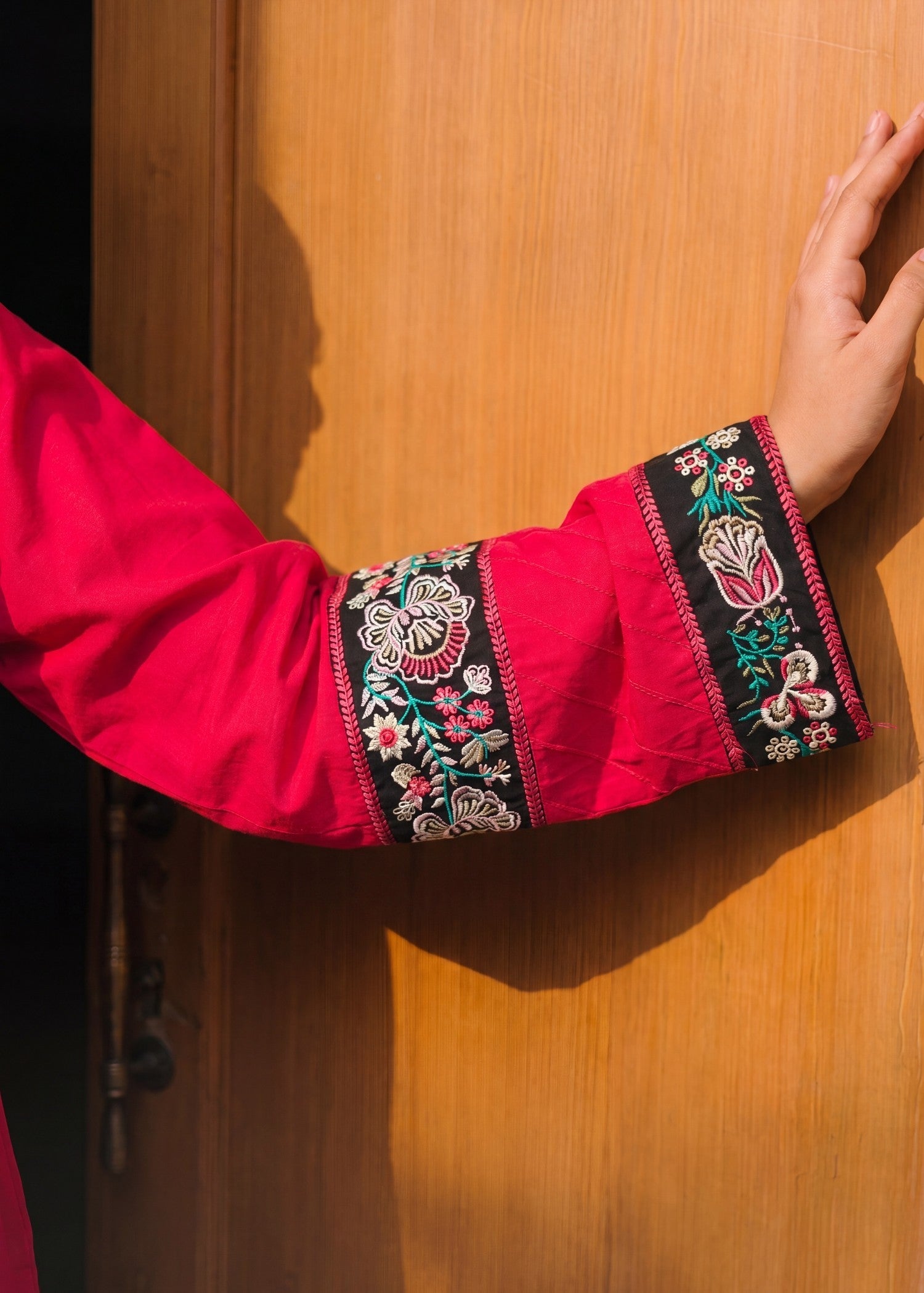 Lawn Kurta Set in Deep pink