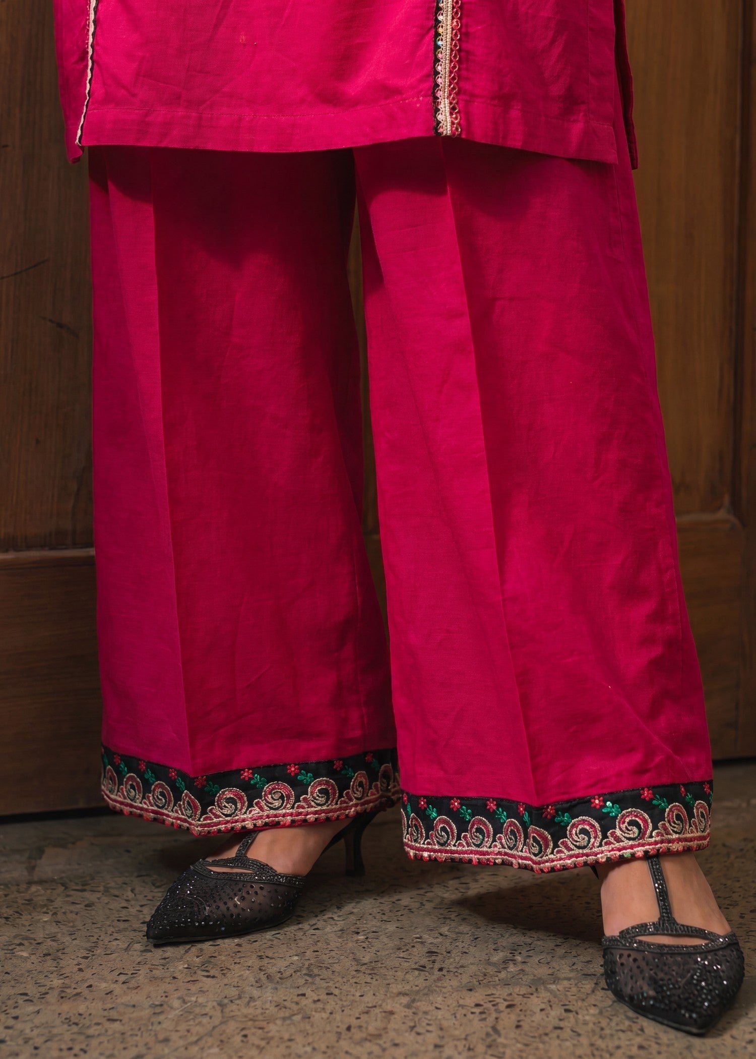 Lawn Kurta Set in Deep pink