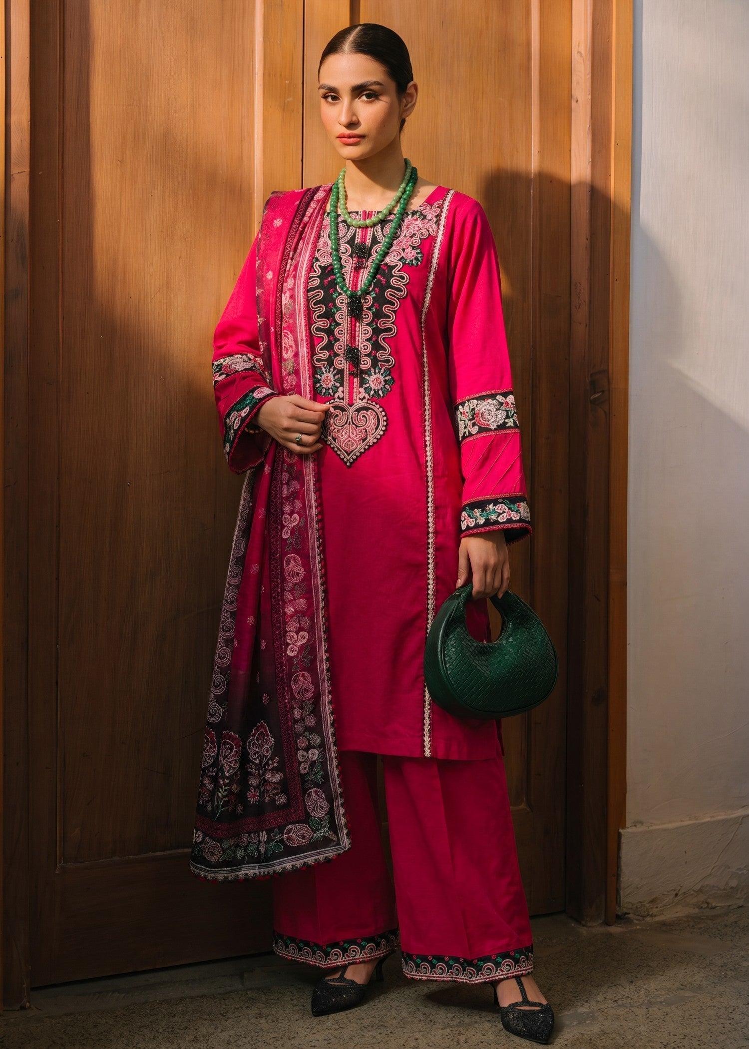 Lawn Kurta Set in Deep pink