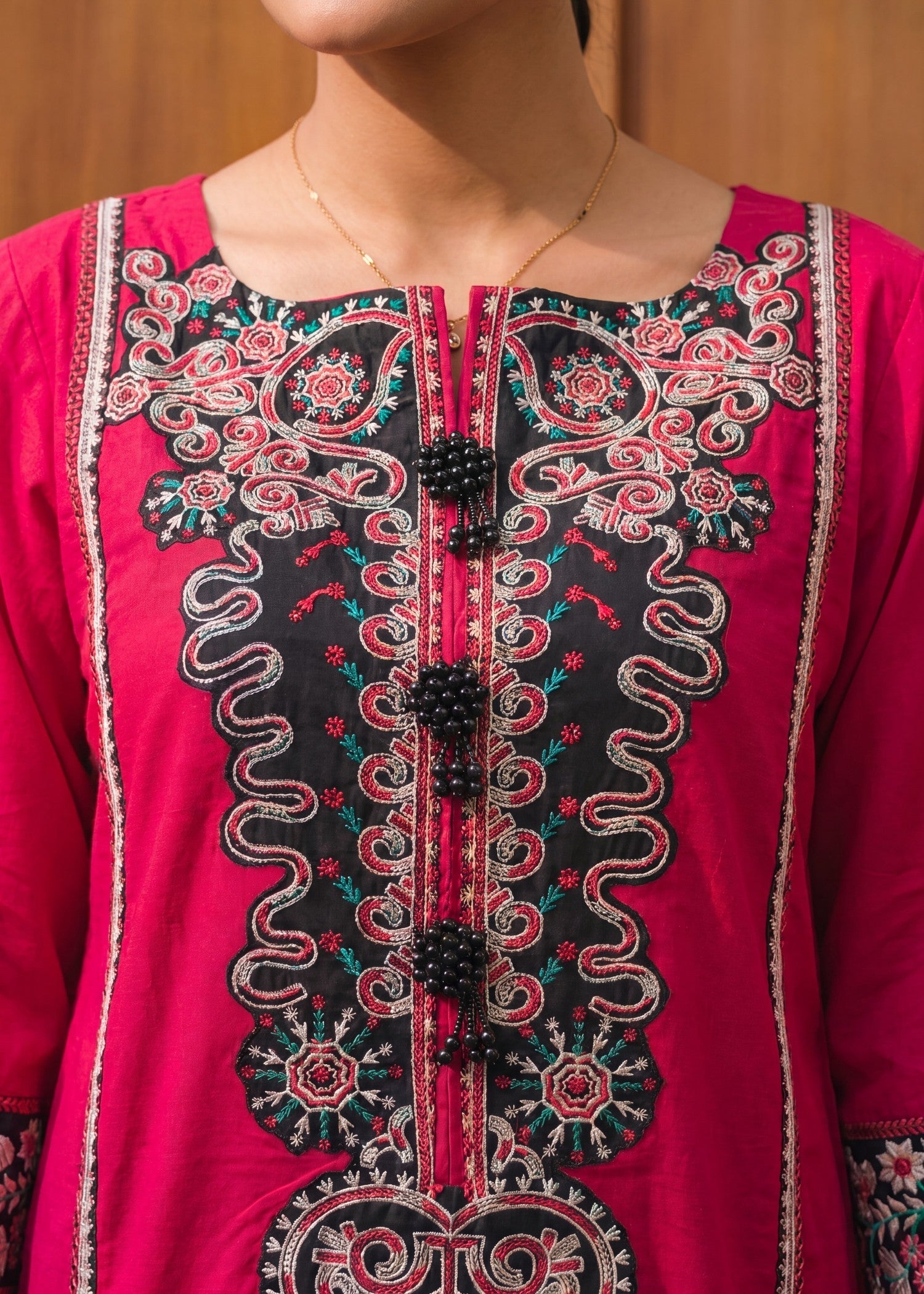 Lawn Kurta Set in Deep pink