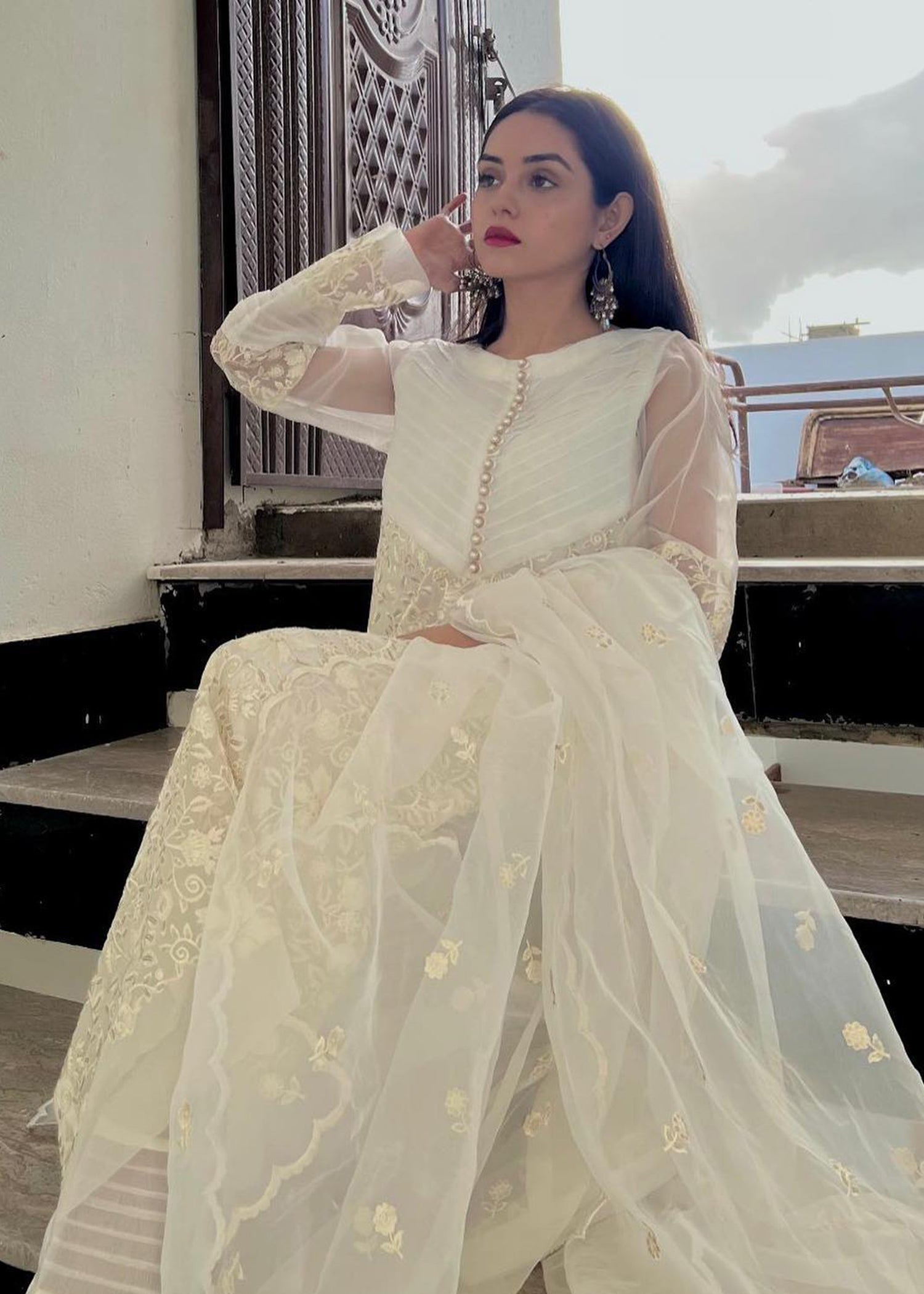 Rang-e-Haya Noor