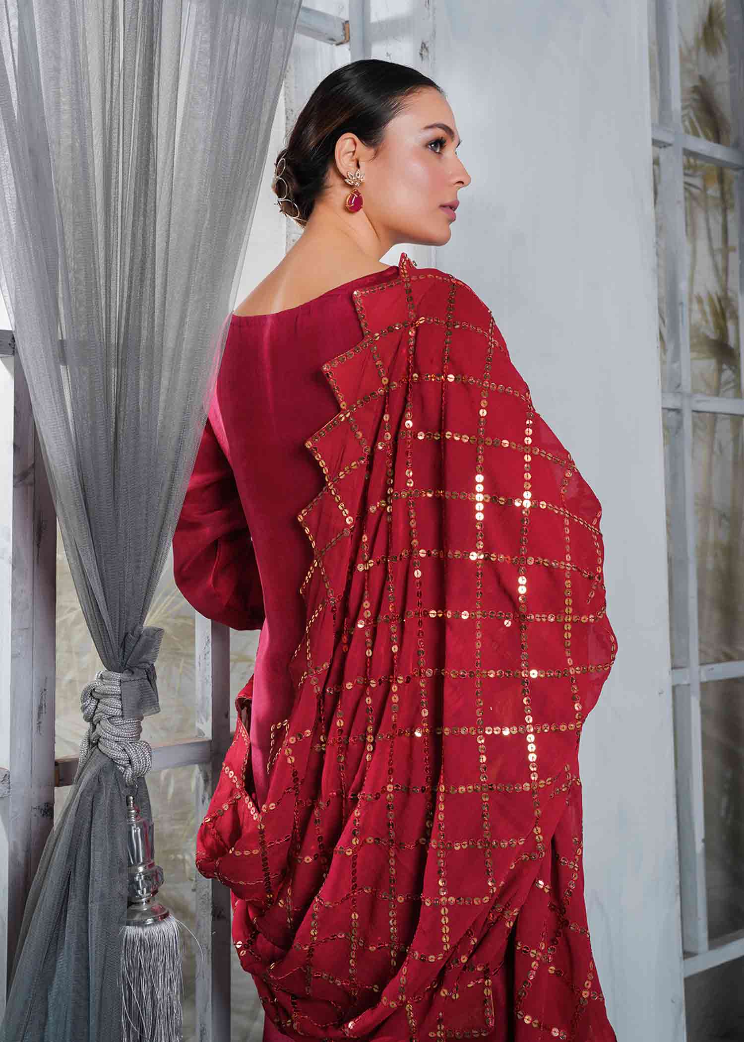 Rang-e-Haya Kali / Maroon