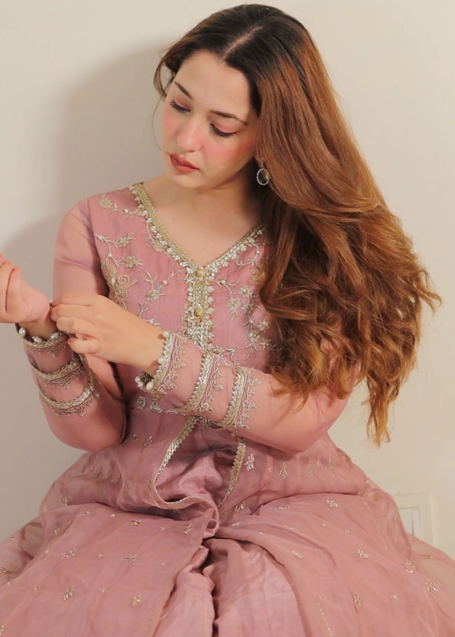 Rang-e-Haya Zarnash (lylic pink)