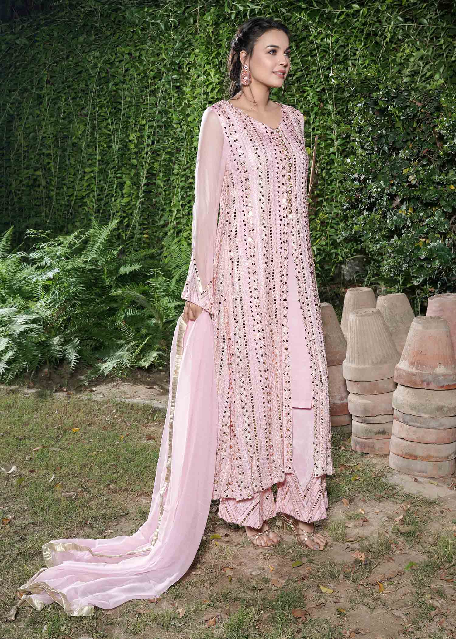 Rang-e-Haya Ufaq/Pink