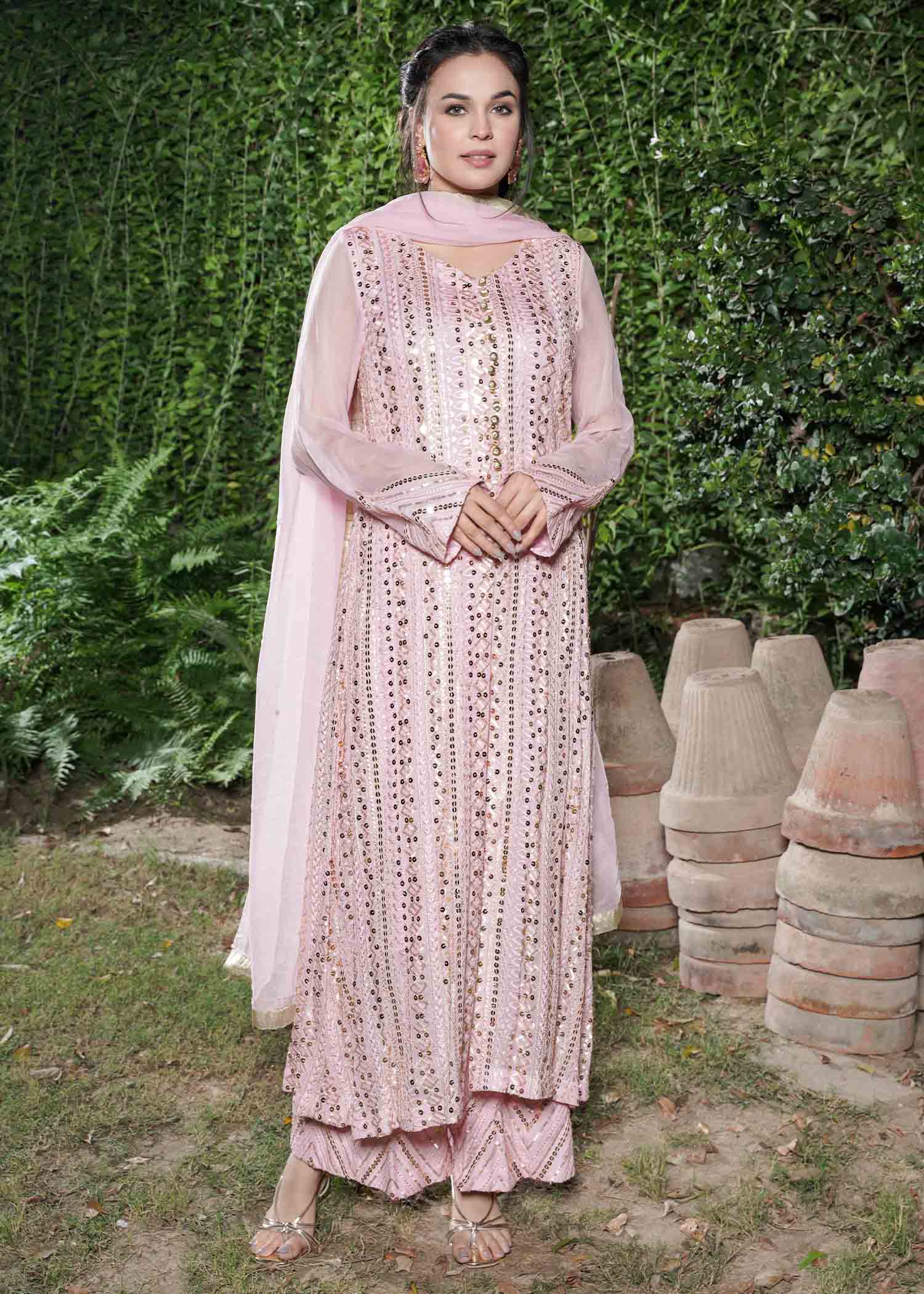 Rang-e-Haya Ufaq/Pink