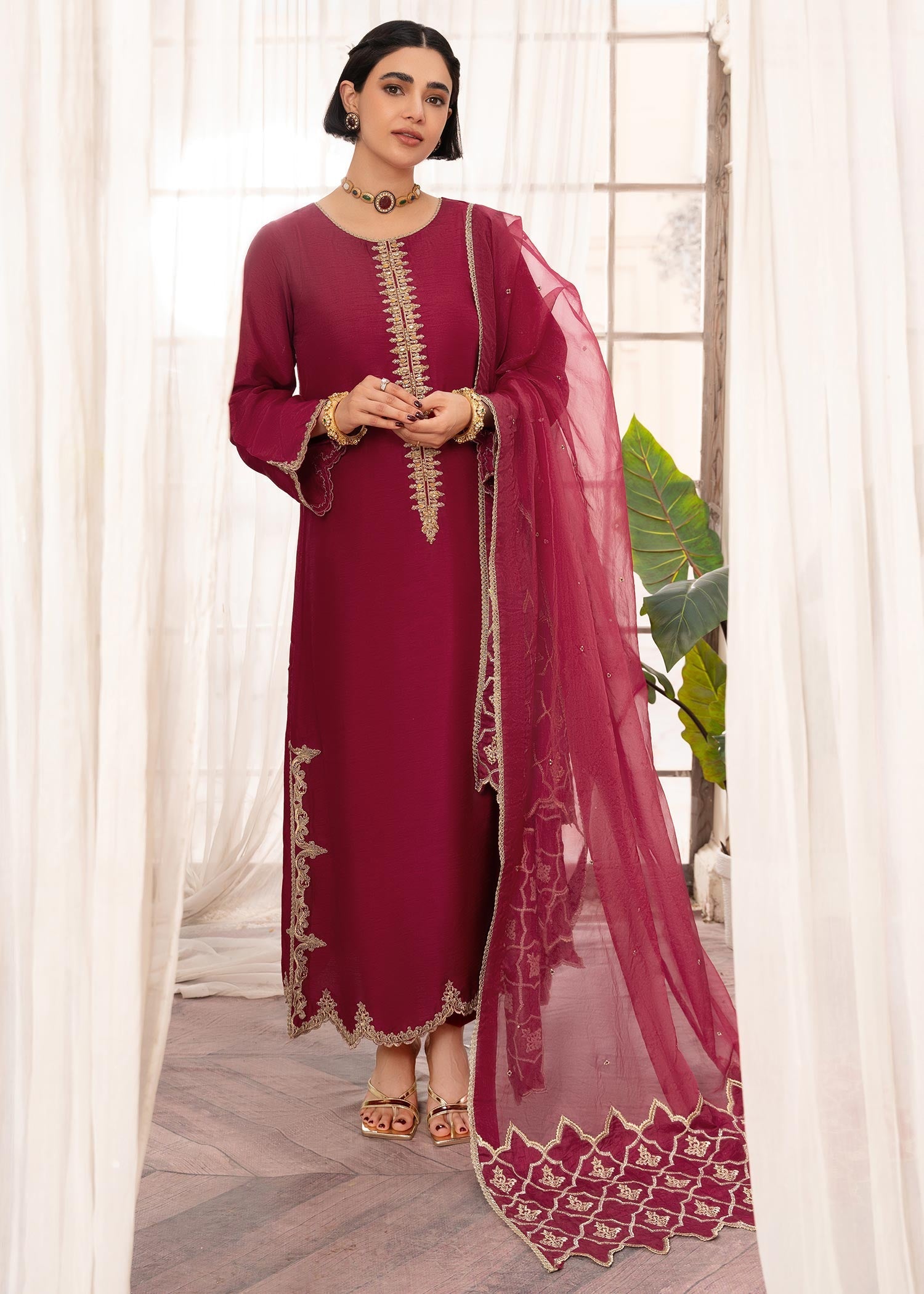 Rang-e-Haya Aina (fuchsia Pink)
