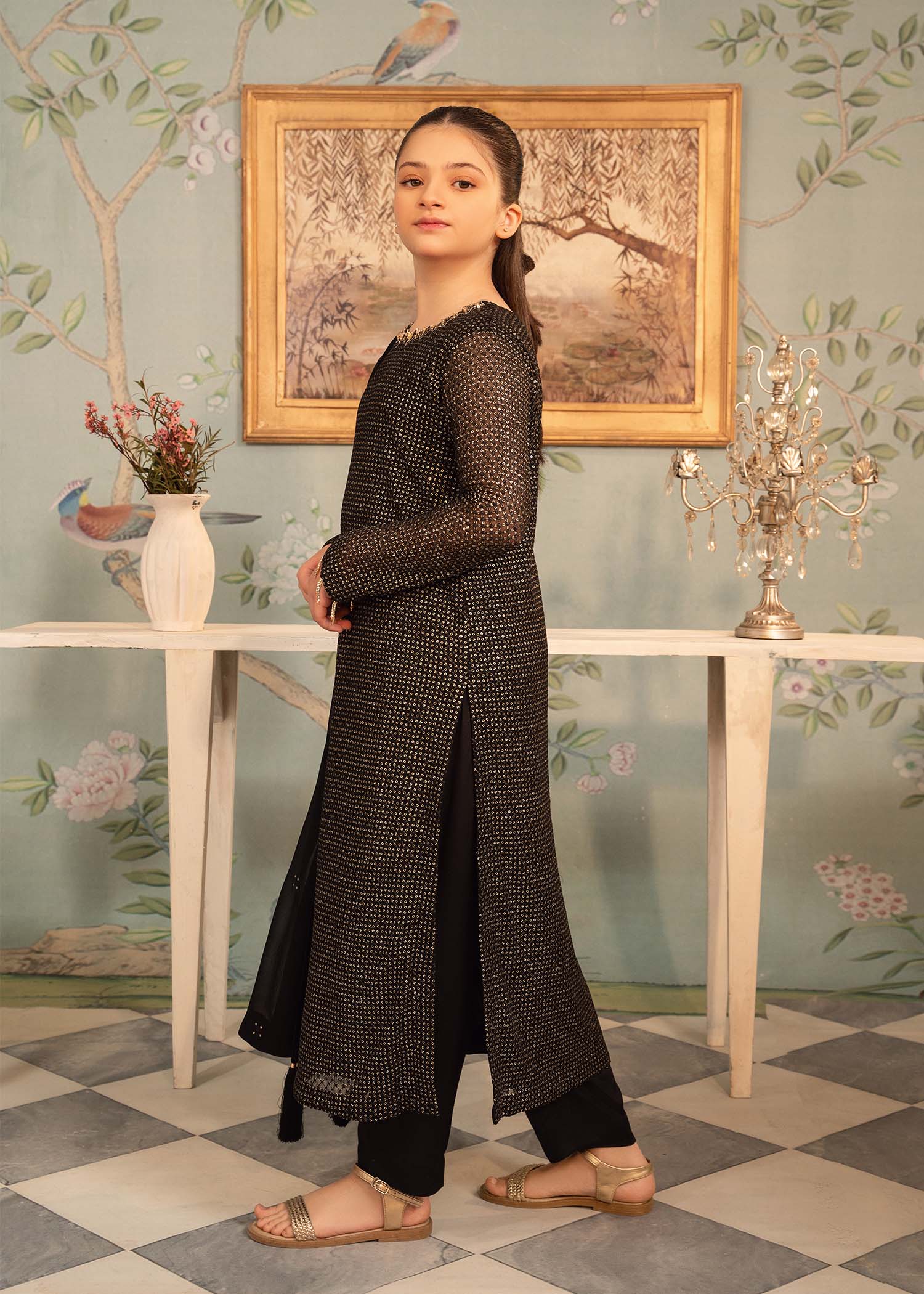 Rang-e-Haya Naina Kid (Black)