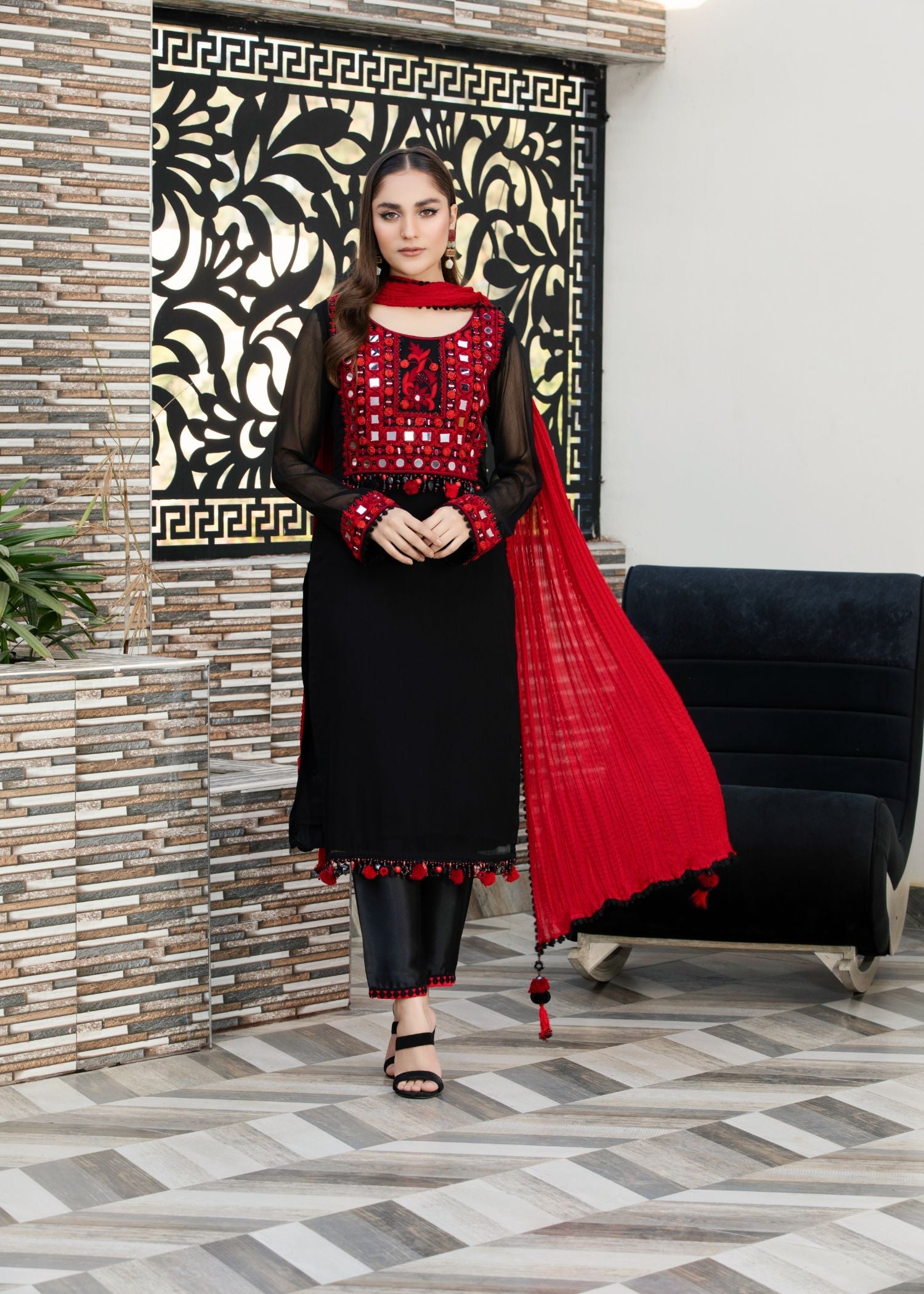Z-297 Black