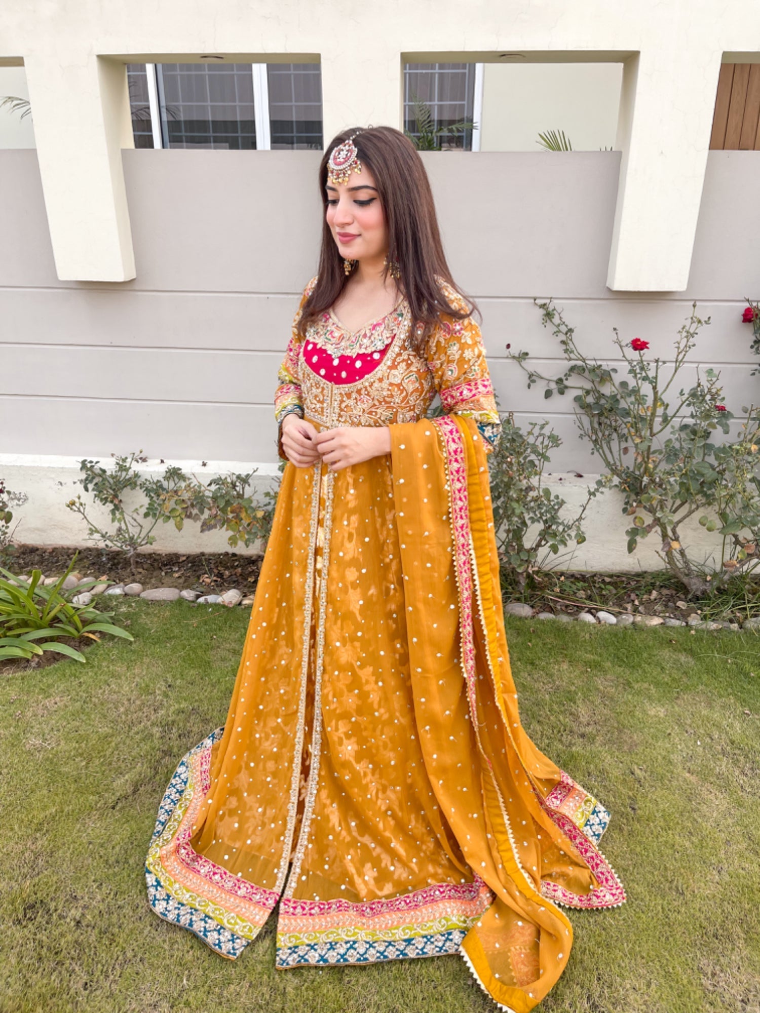 Haseens Official Sahiba 2