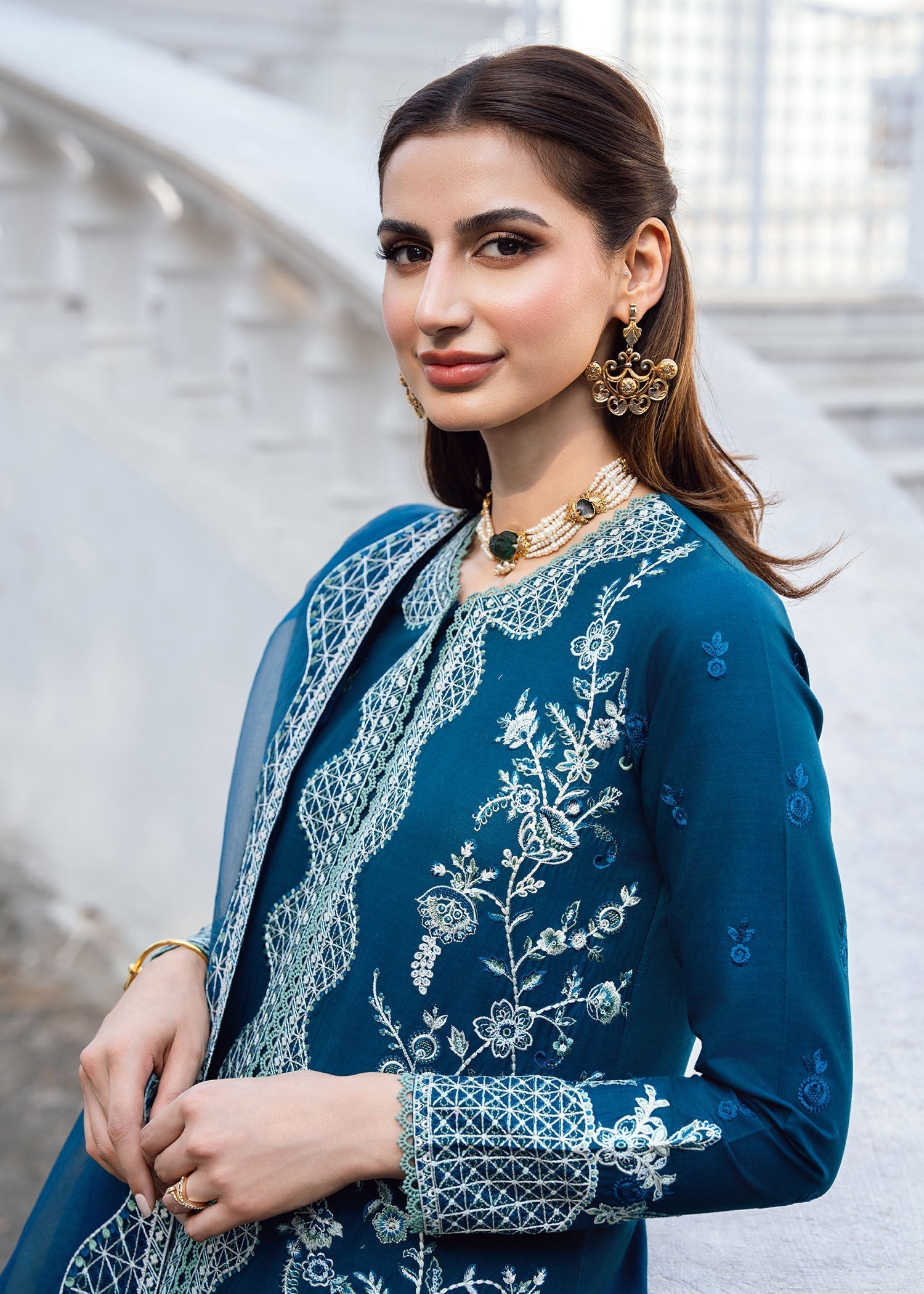 Rang-e-Haya Dusky Drape