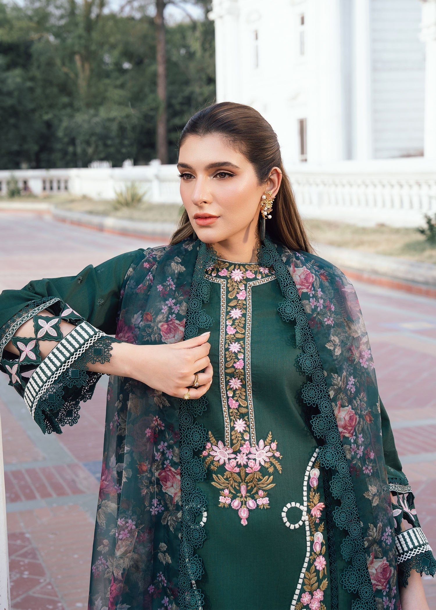 Rang-e-Haya Luxe Breeze (Bottle Green)