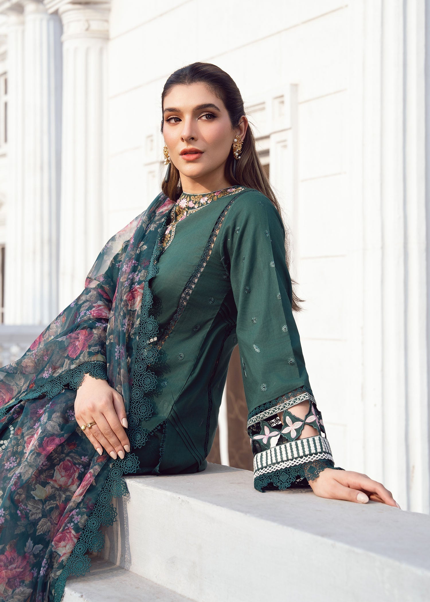 Rang-e-Haya Luxe Breeze (Bottle Green)