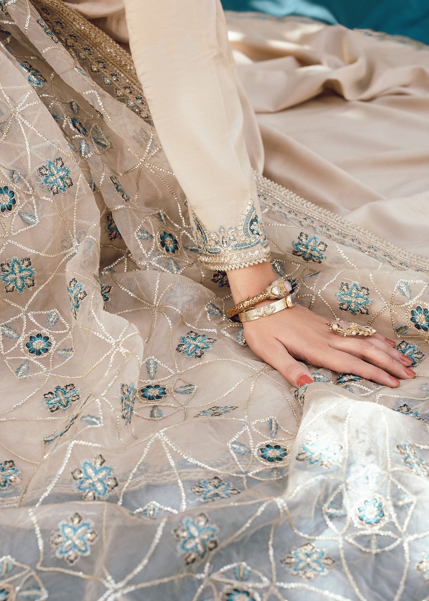 Rang-e-Haya Cynthia (Beige)