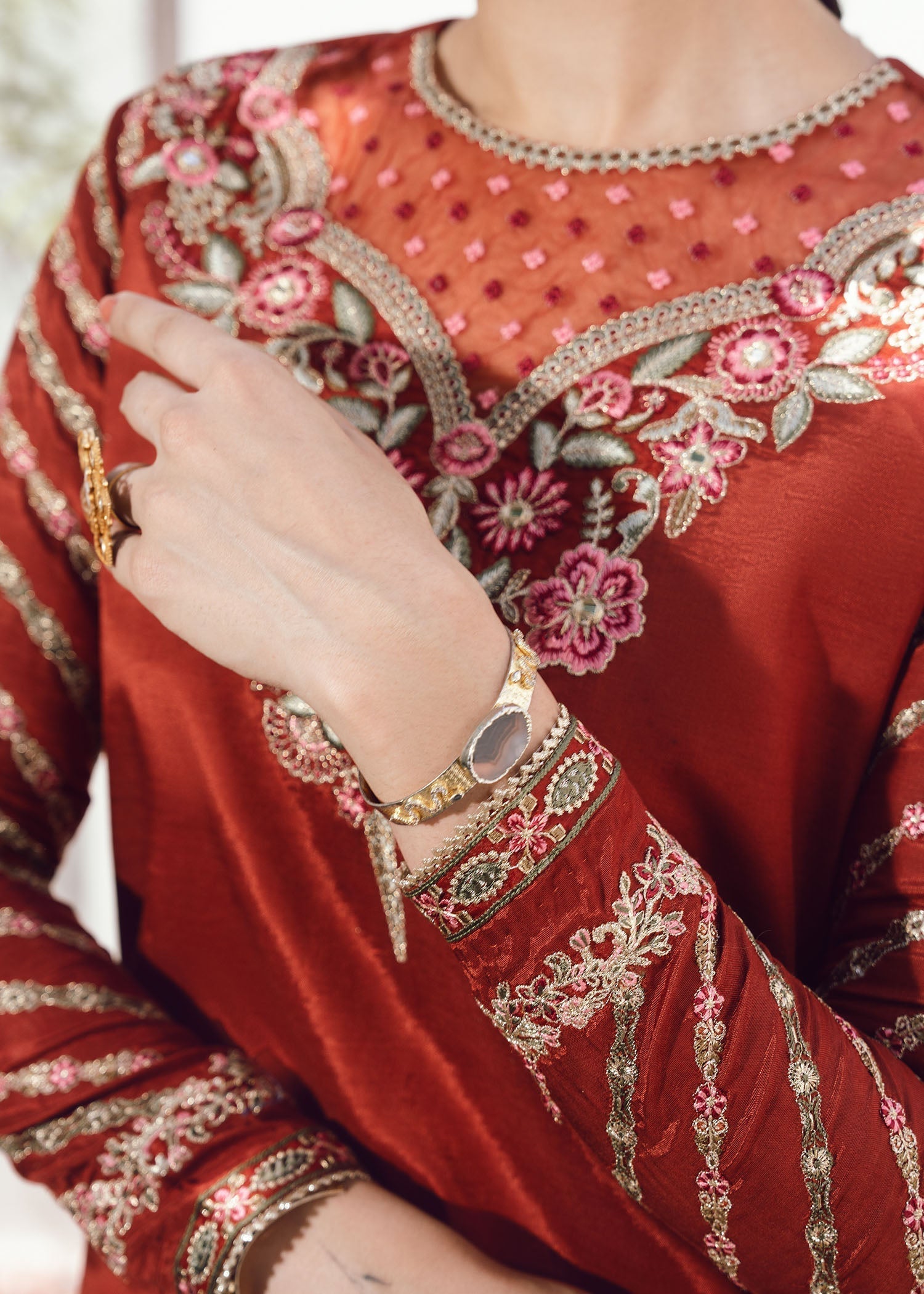 Rang-e-Haya Mary (Rust)