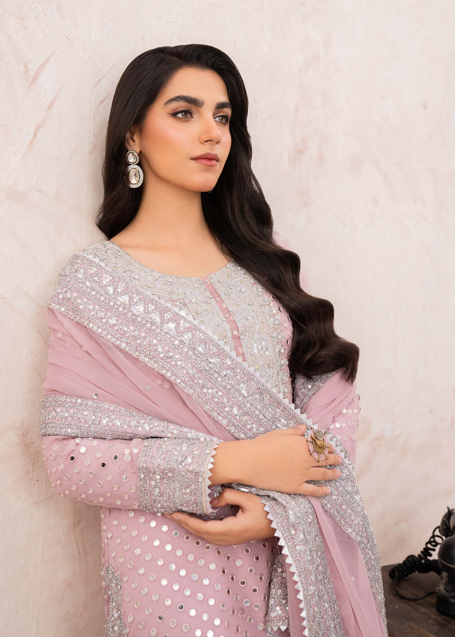 Haseens Official Roohi