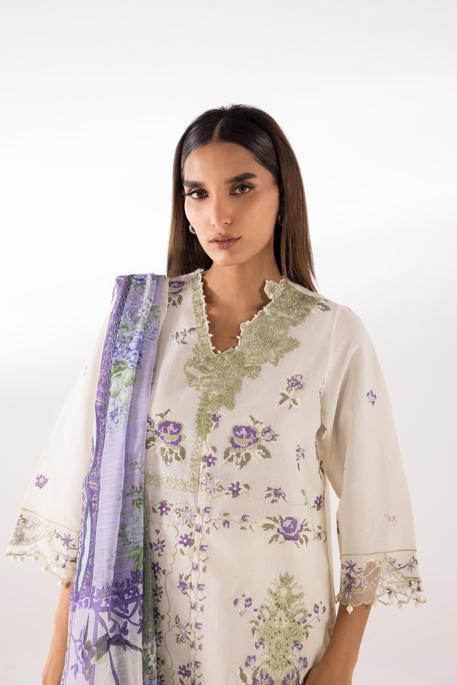 Sana Safinaz Stitched Embroidered Muzlin Lawn Suit - SC26MUZ211AP3