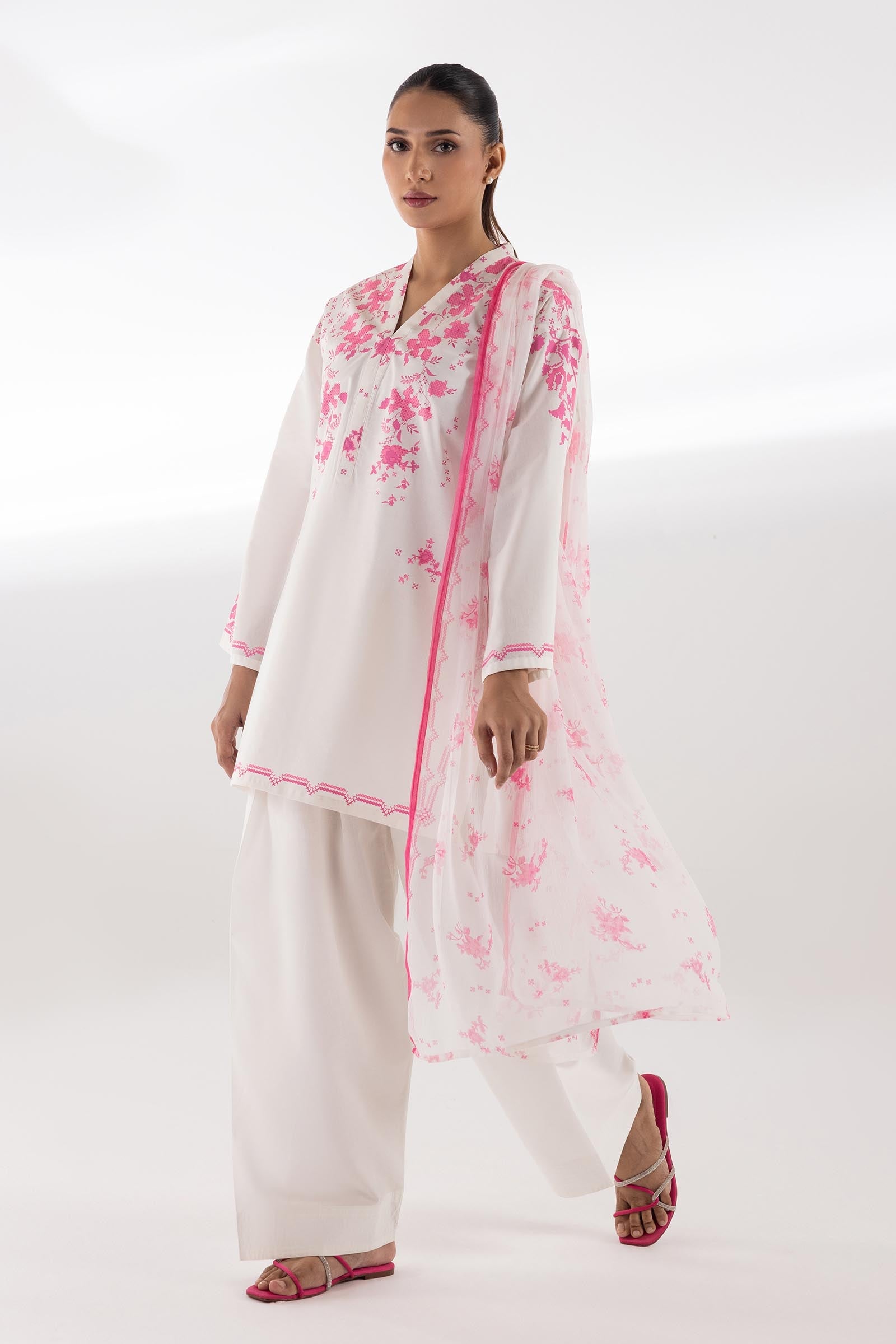 Sana Safinaz Stitched Printed Lawn Suit - SC26MHY304AP3
