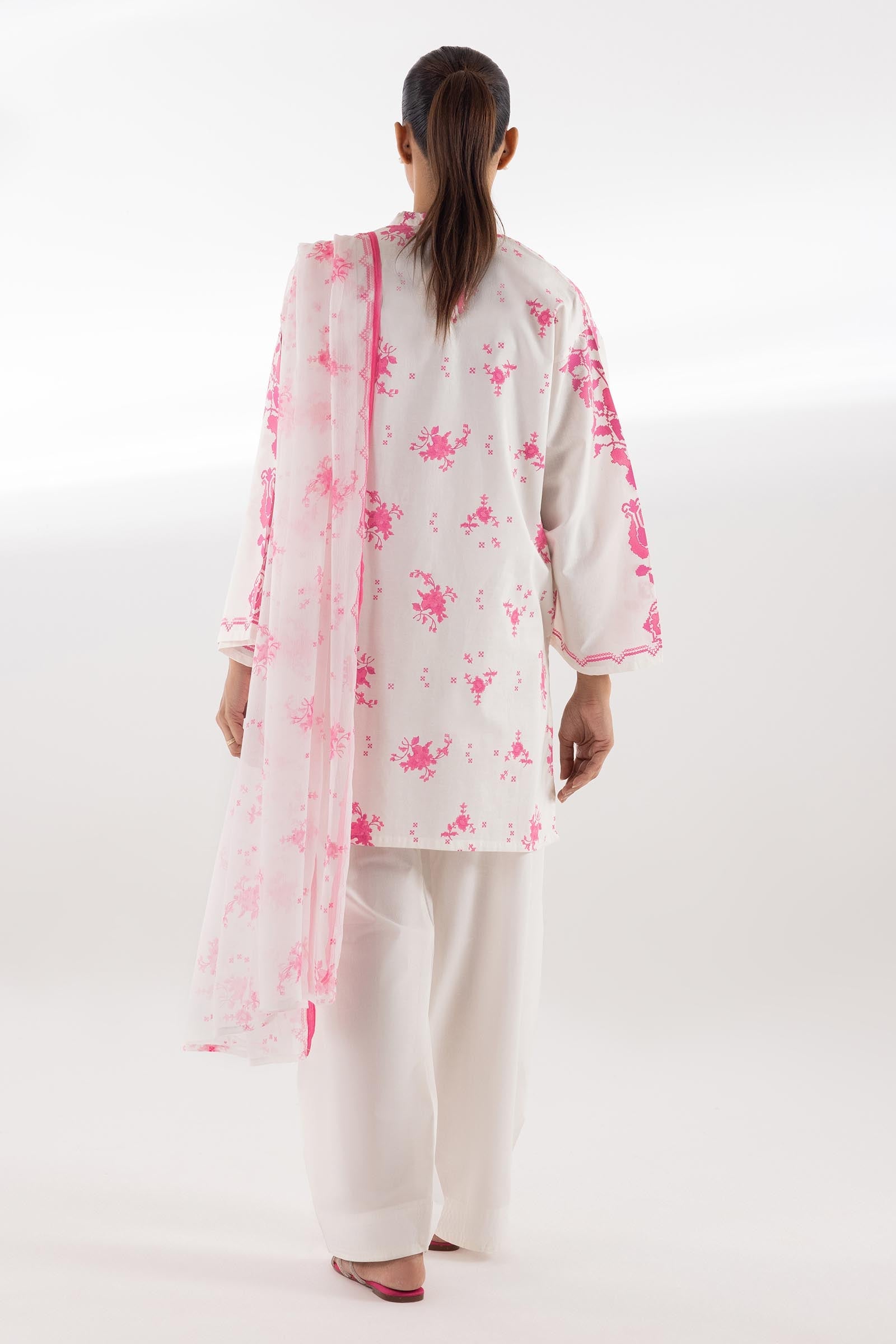 Sana Safinaz Stitched Printed Lawn Suit - SC26MHY304AP3