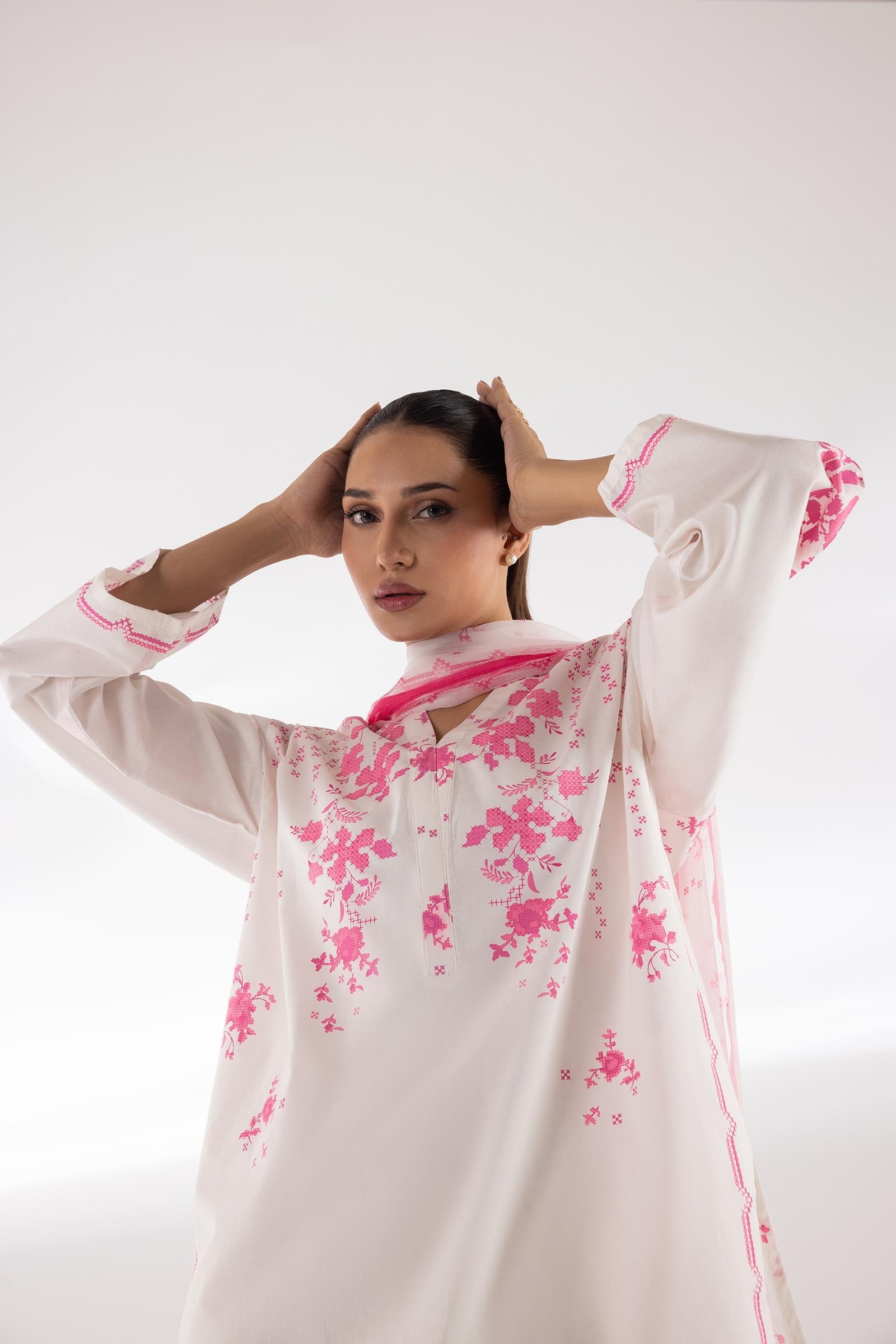 Sana Safinaz Stitched Printed Lawn Suit - SC26MHY304AP3