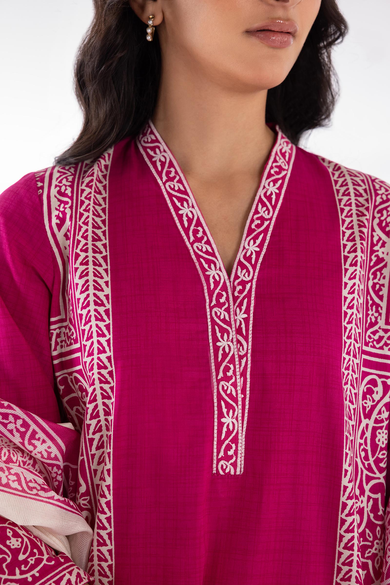Sana Safinaz 4.3 • 275 items