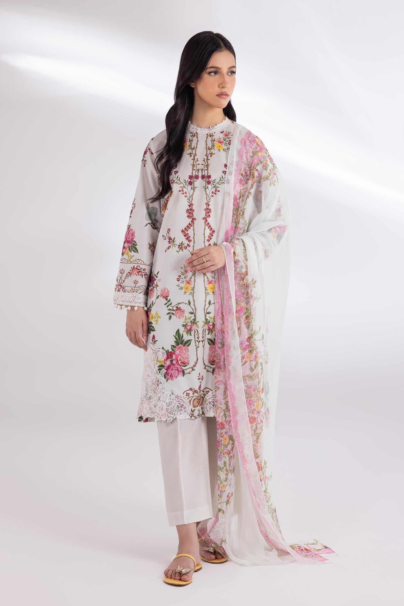 Sana Safinaz Stitched Lawn Muzlin Suit - SC26MUZ126AP3