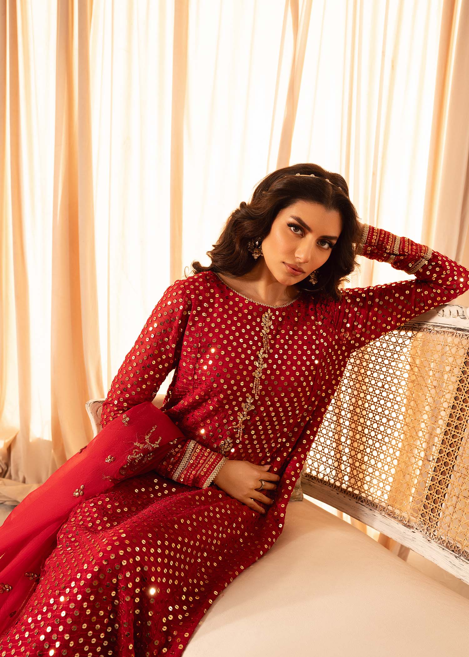 Rang-e-Haya Sifana (Rose red)