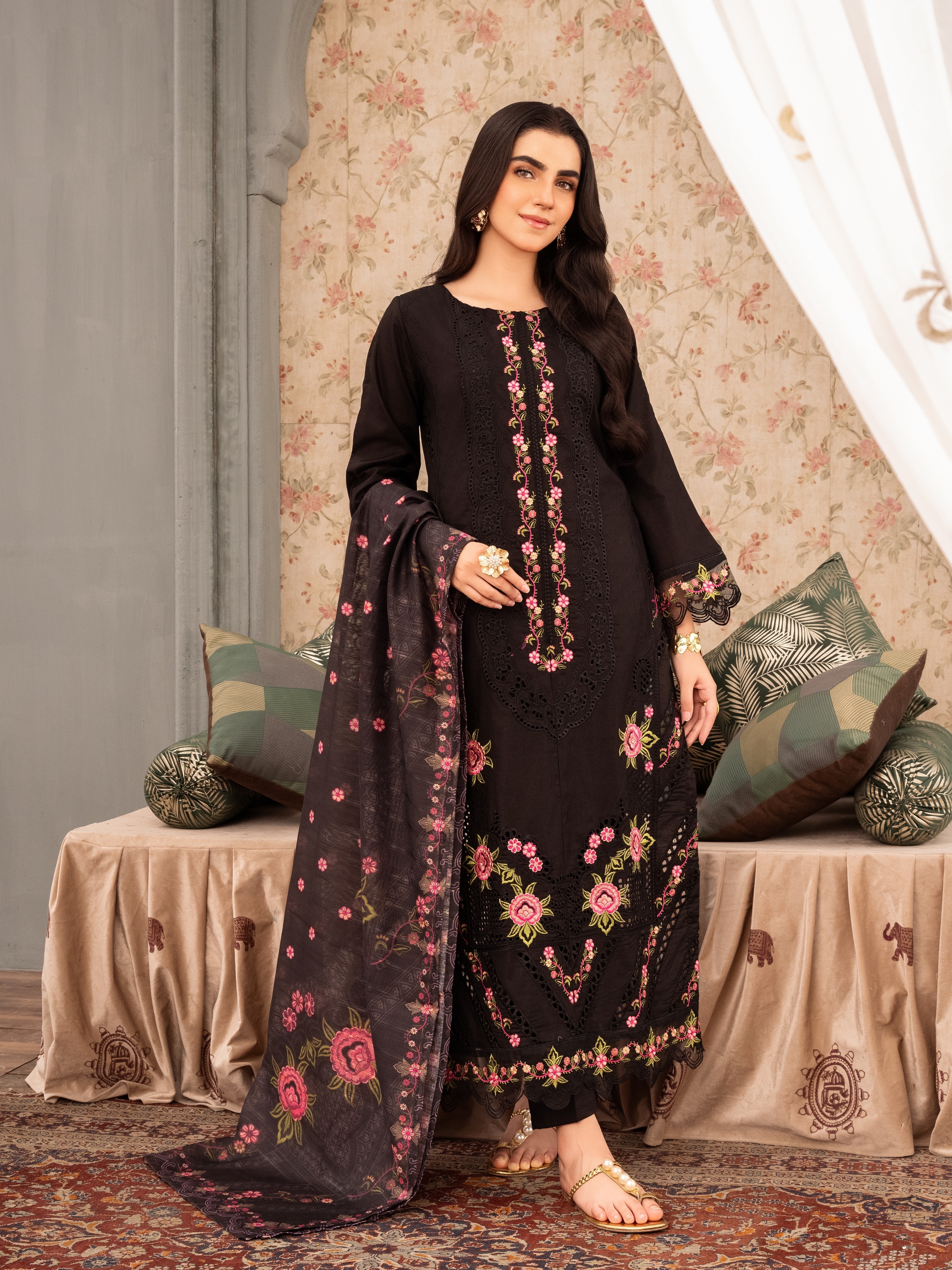 Lawn Kurta Set in Black