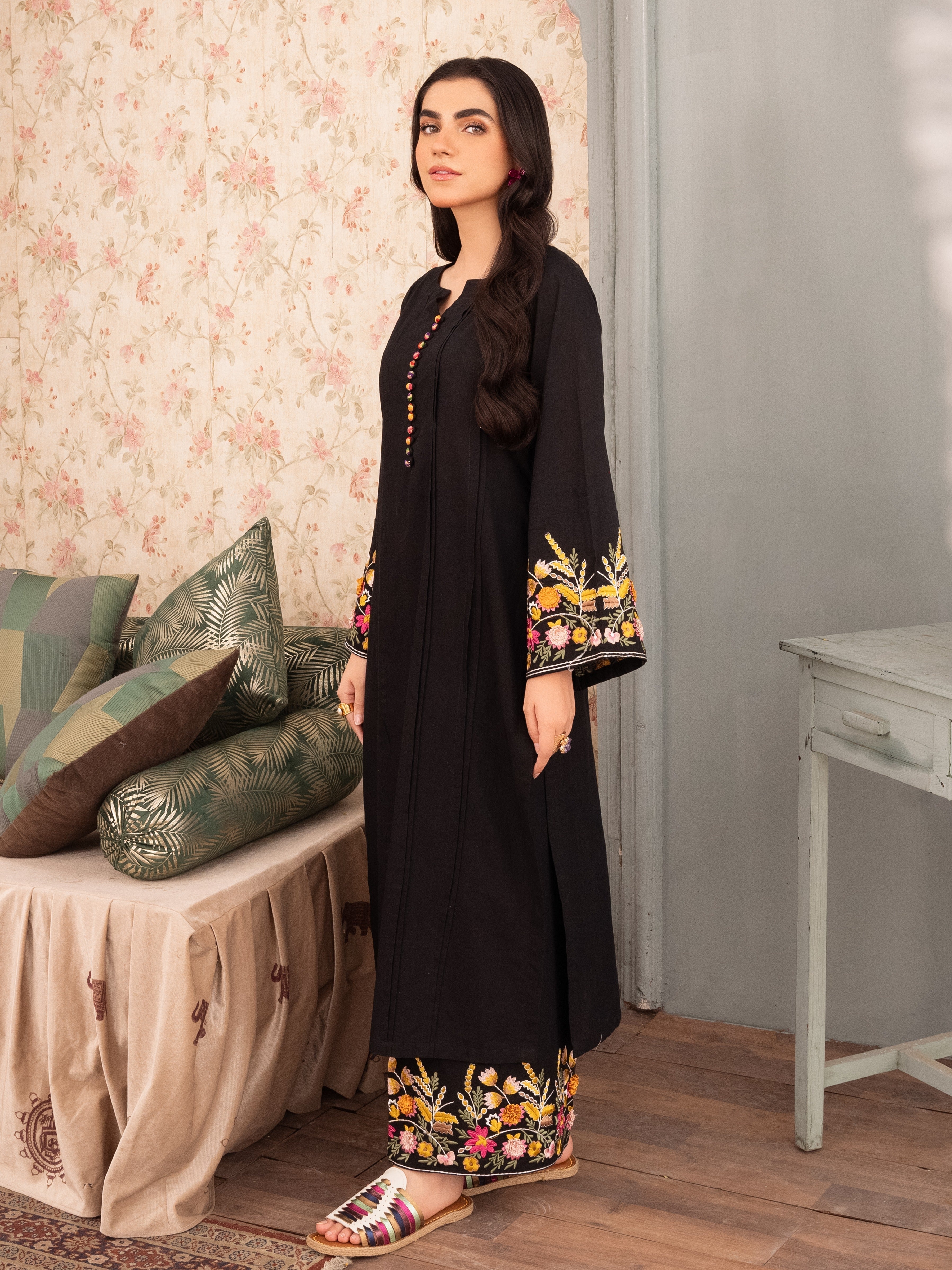 Sahibas By Mirza Gulejahan - Black