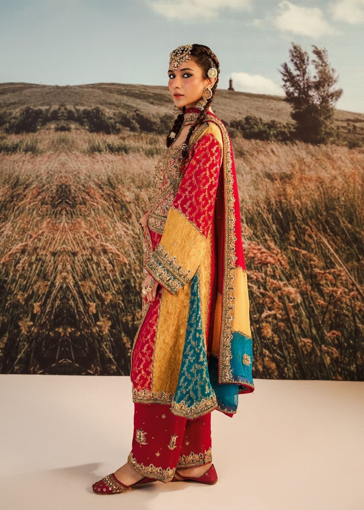 ZARNAAZ
