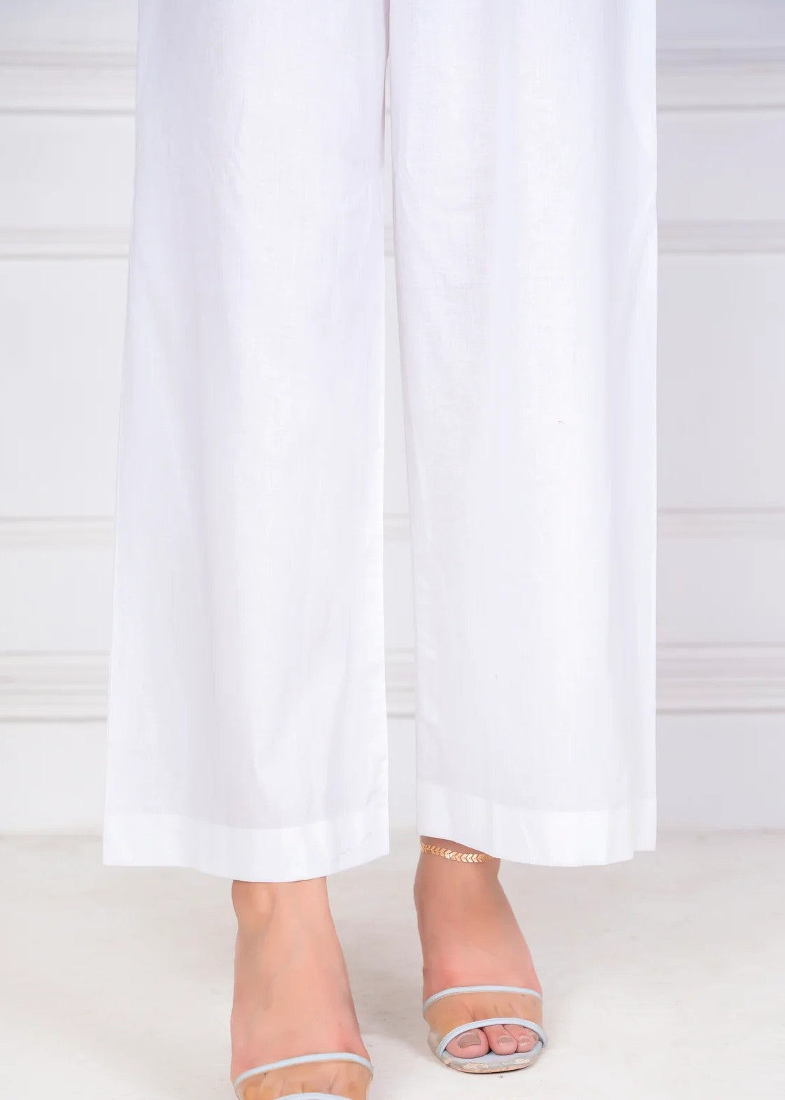 B-0124 White