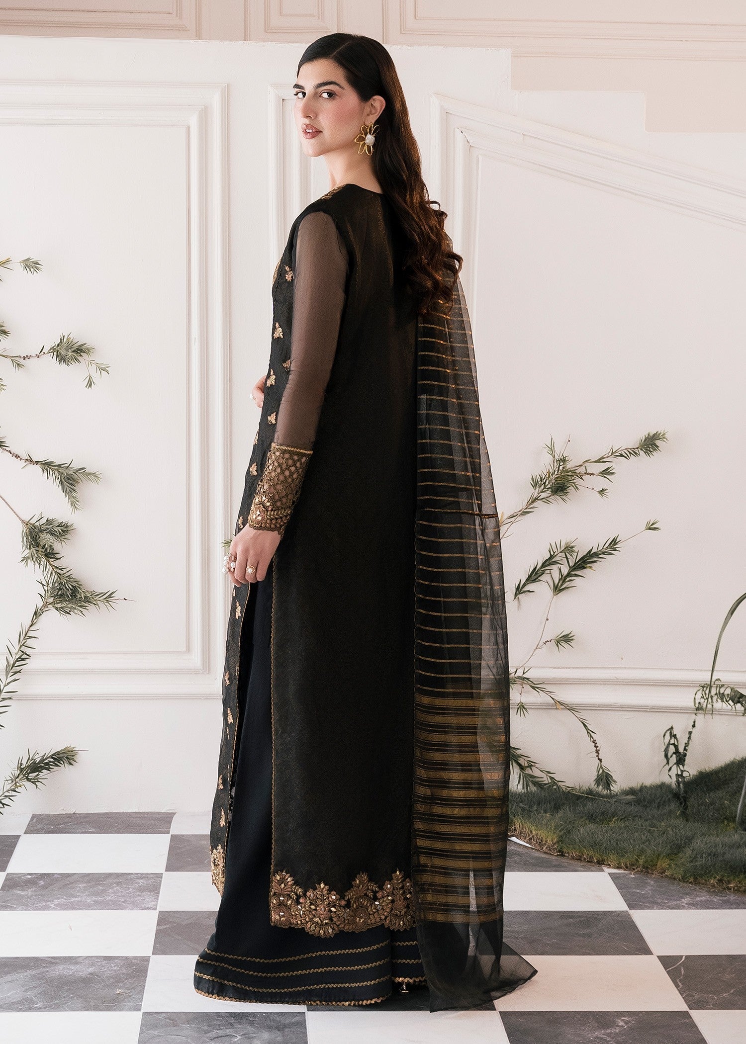 Rang-e-Haya Hana (Black)