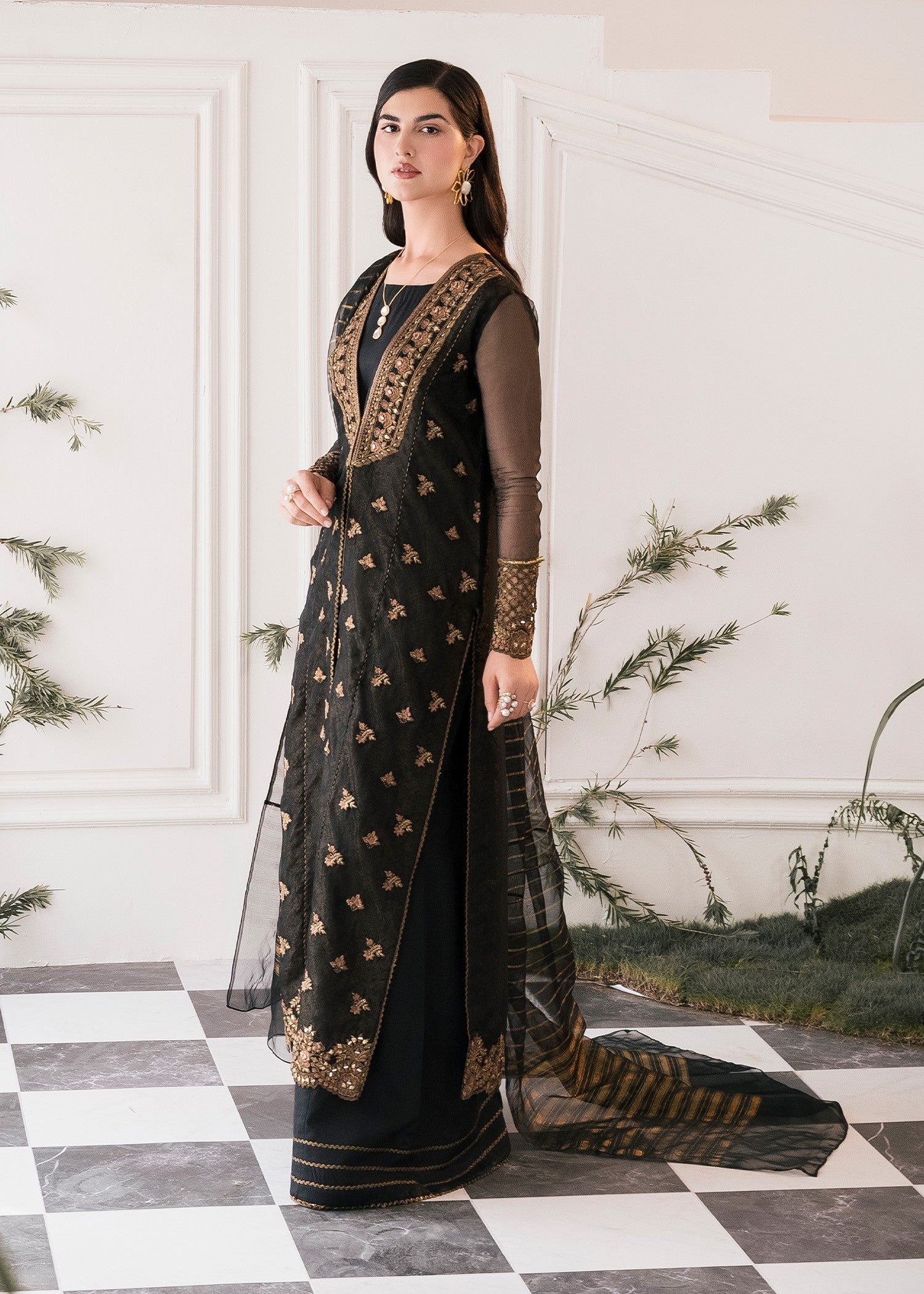 Rang-e-Haya Hana (Black)