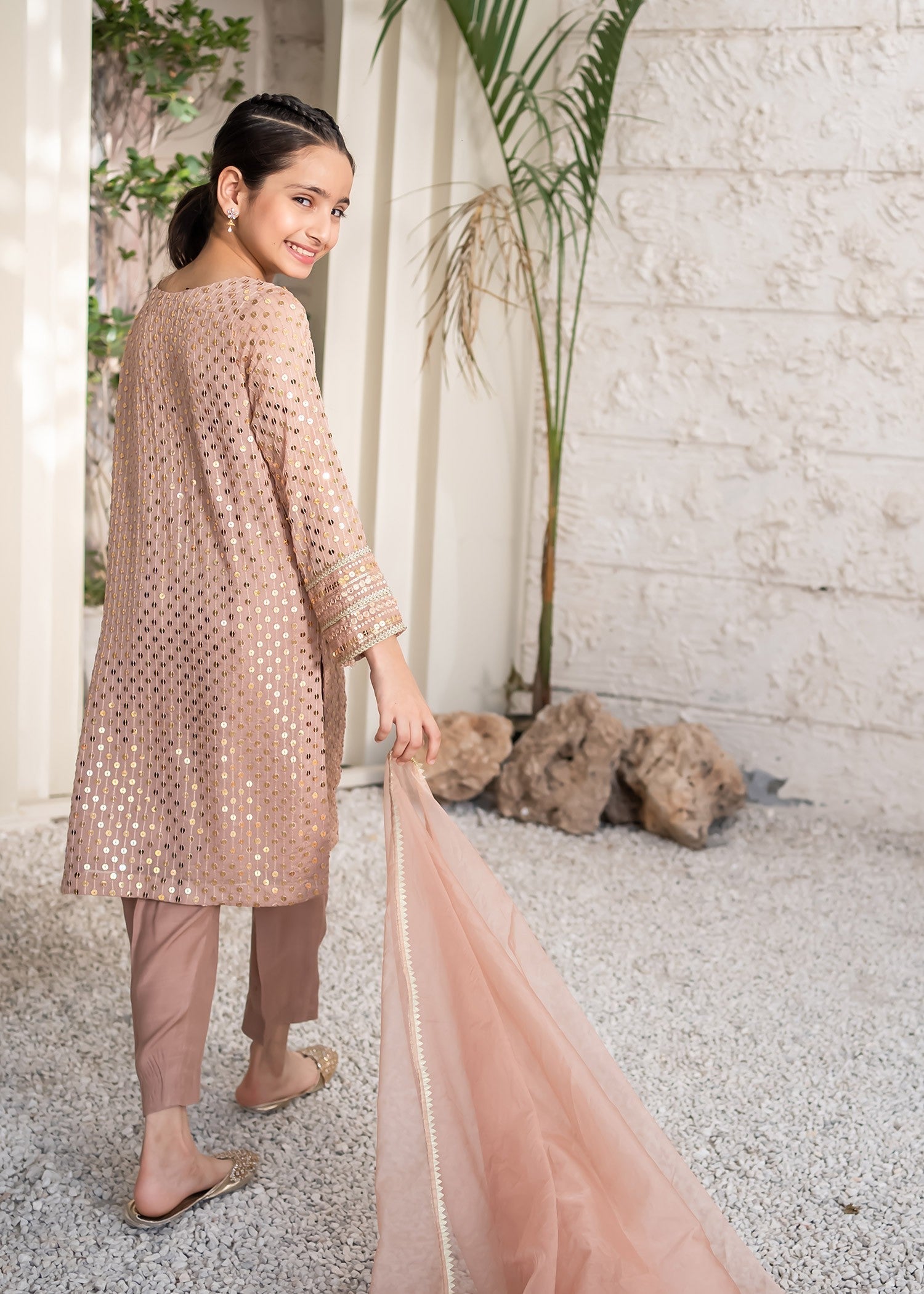 Rang-e-Haya Sifana kid (Pastel Peach)