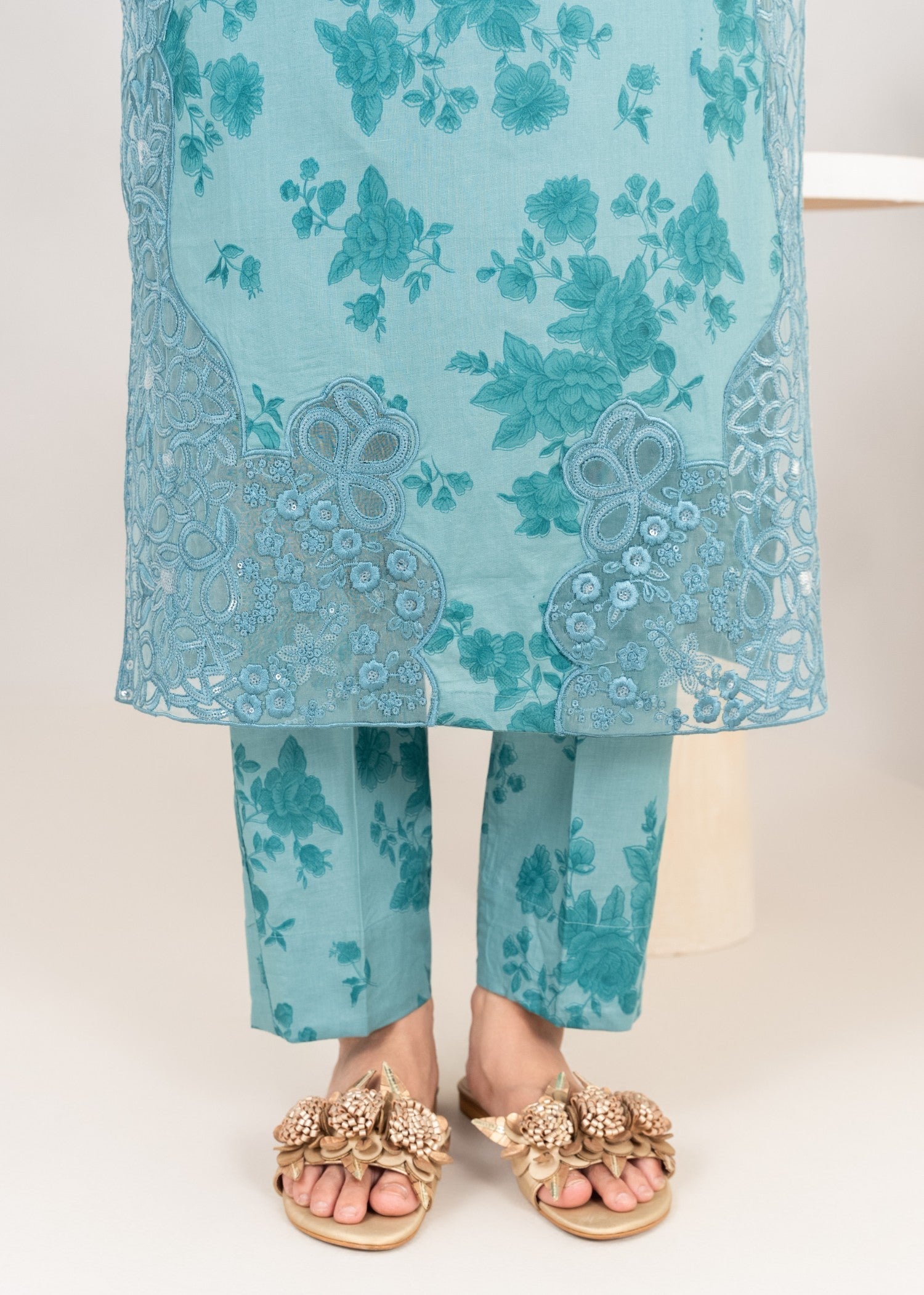 Sahibas By Mirza Shaila - Blue