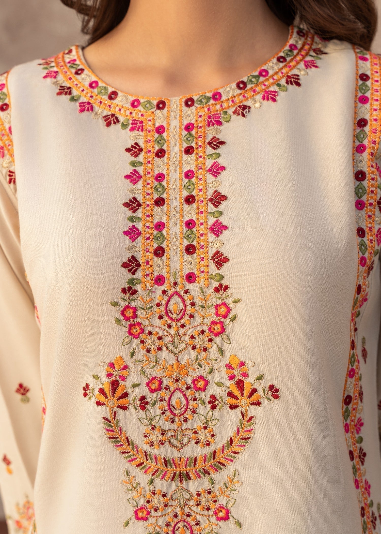 Sahibas By Mirza Dilruba - Off White