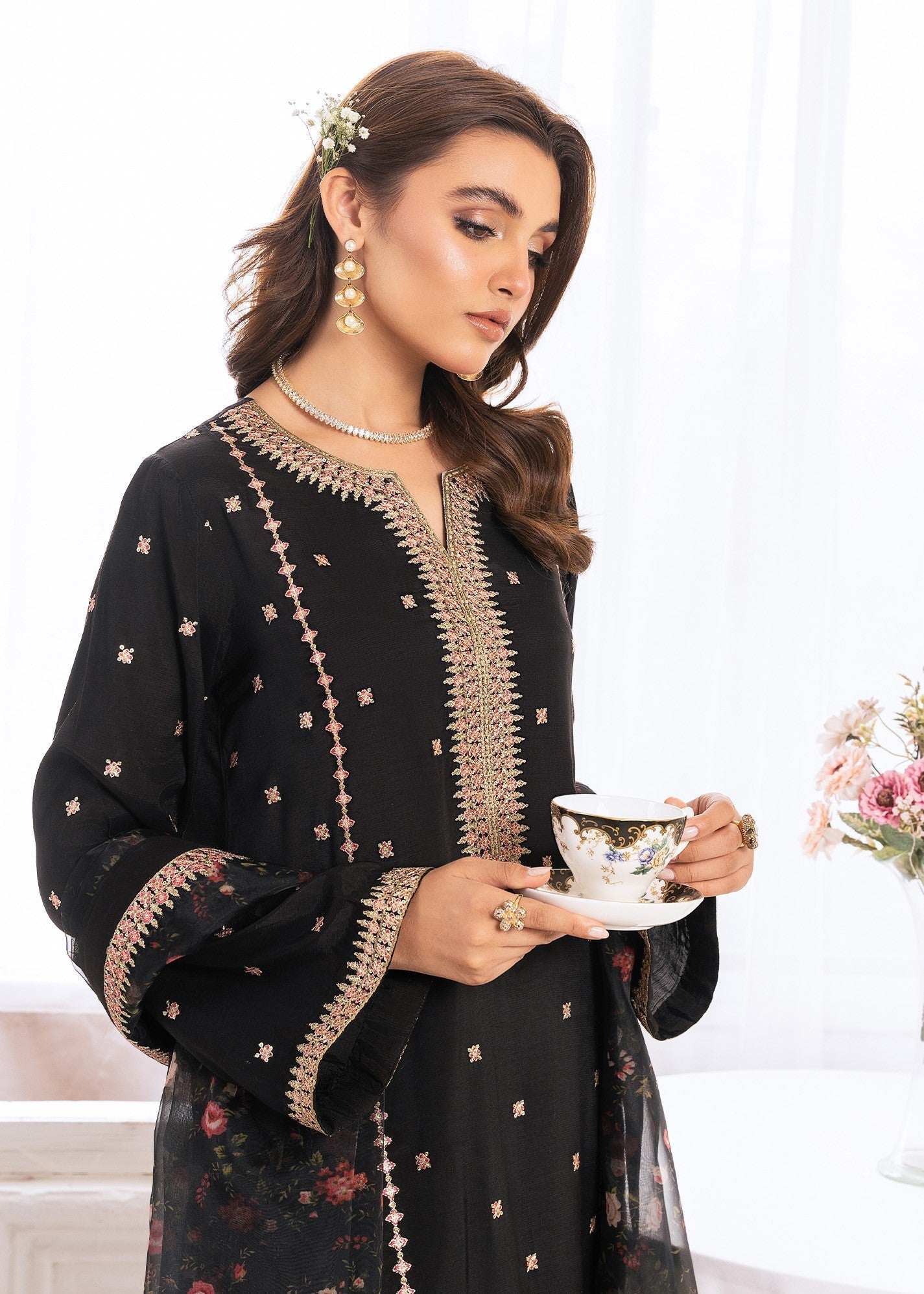 Rang-e-Haya Enara (Black)