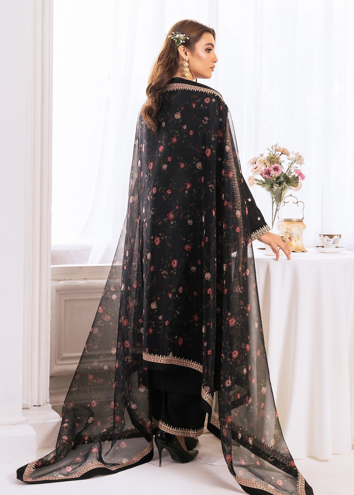 Rang-e-Haya Enara (Black)